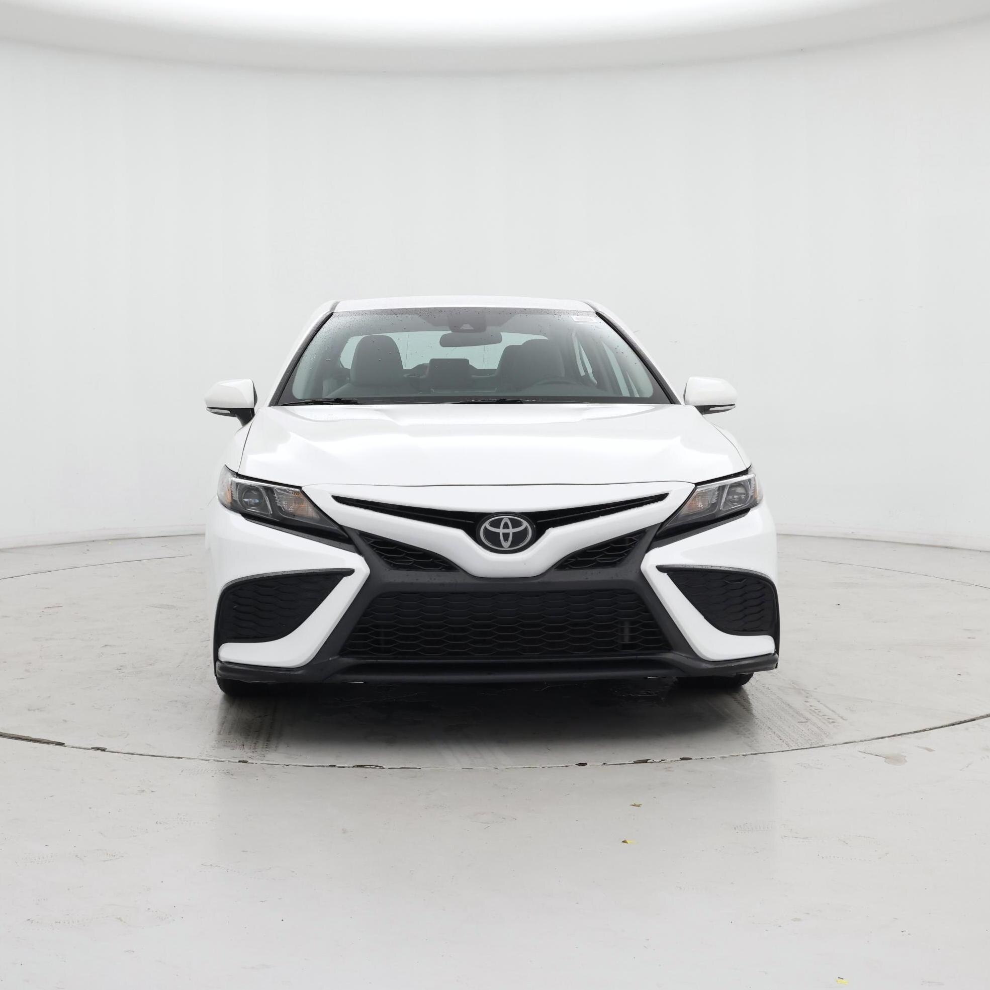 Thumbnail: 2022 Toyota Camry - 5