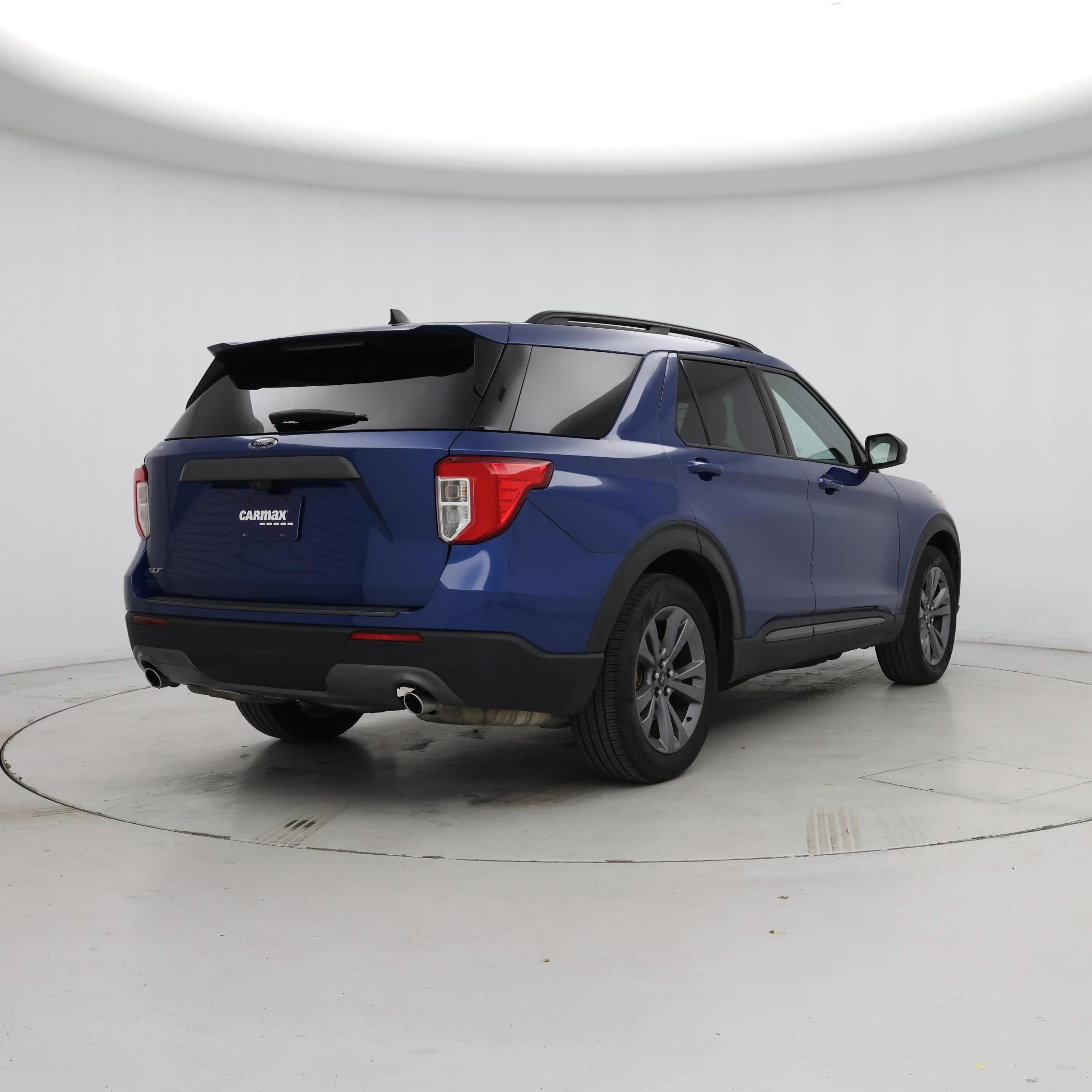 Thumbnail: 2021 Ford Explorer - 8