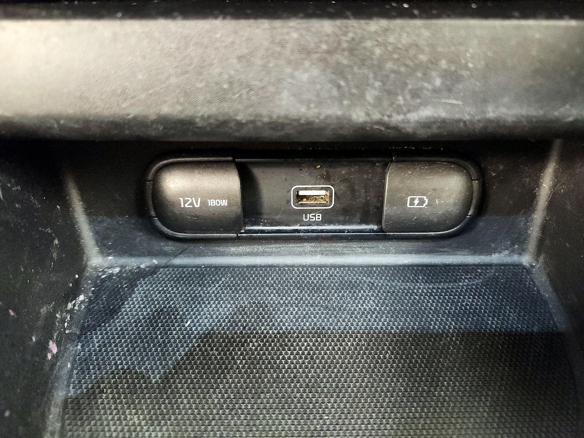 Thumbnail: 2022 Kia Seltos - 18