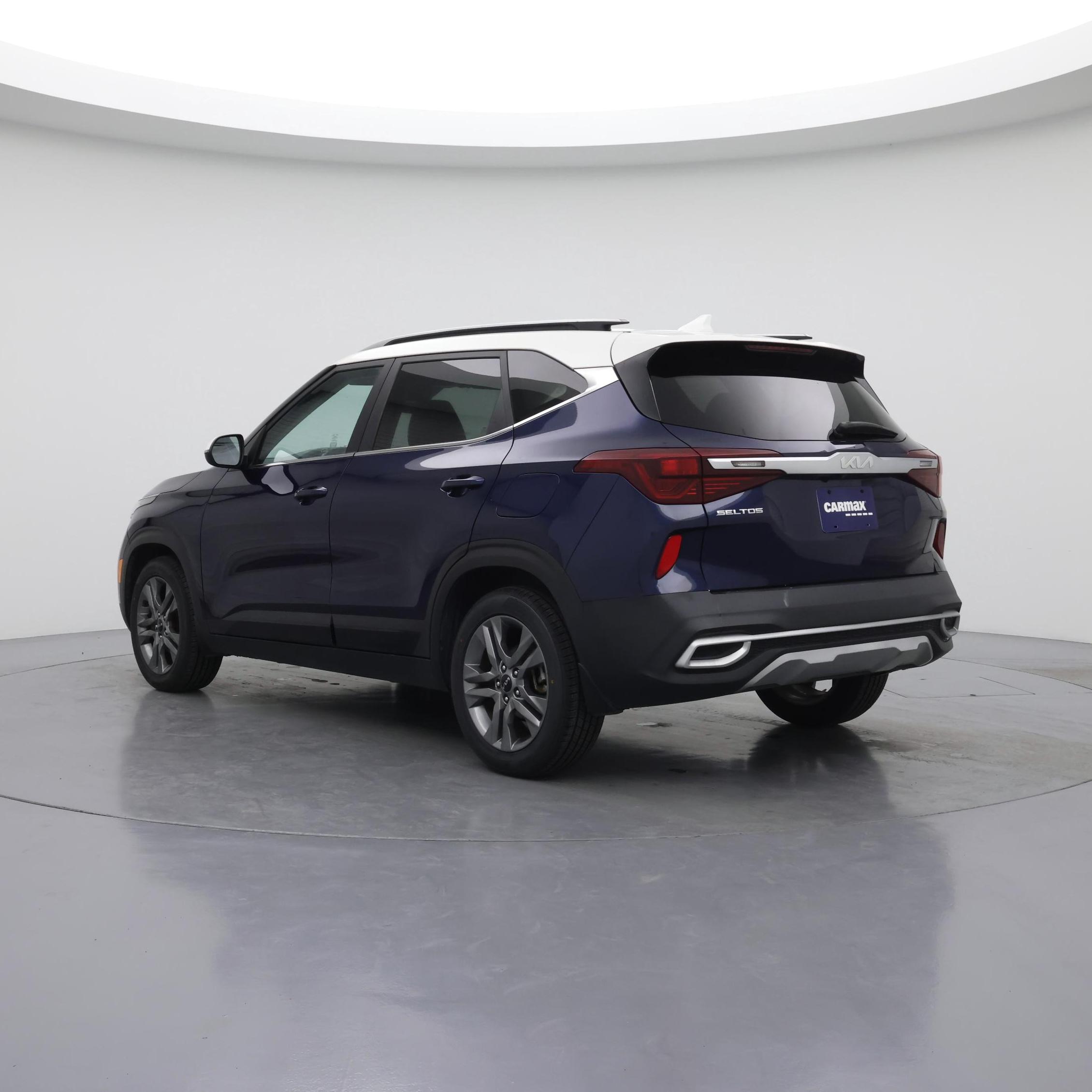 Thumbnail: 2022 Kia Seltos - 2