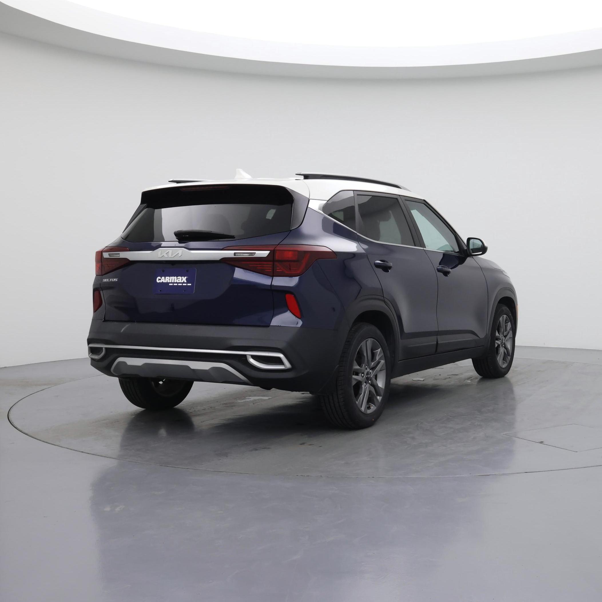 Thumbnail: 2022 Kia Seltos - 8