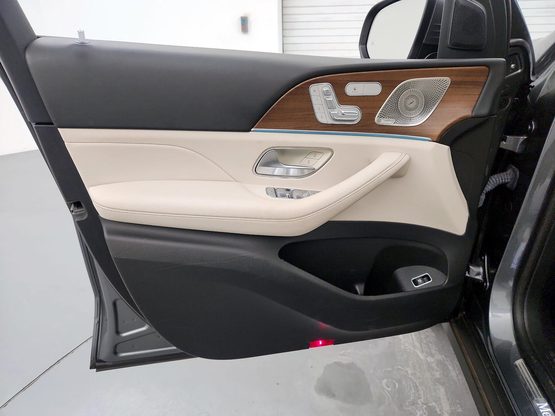 Thumbnail: 2021 Mercedes-Benz GLE - 12