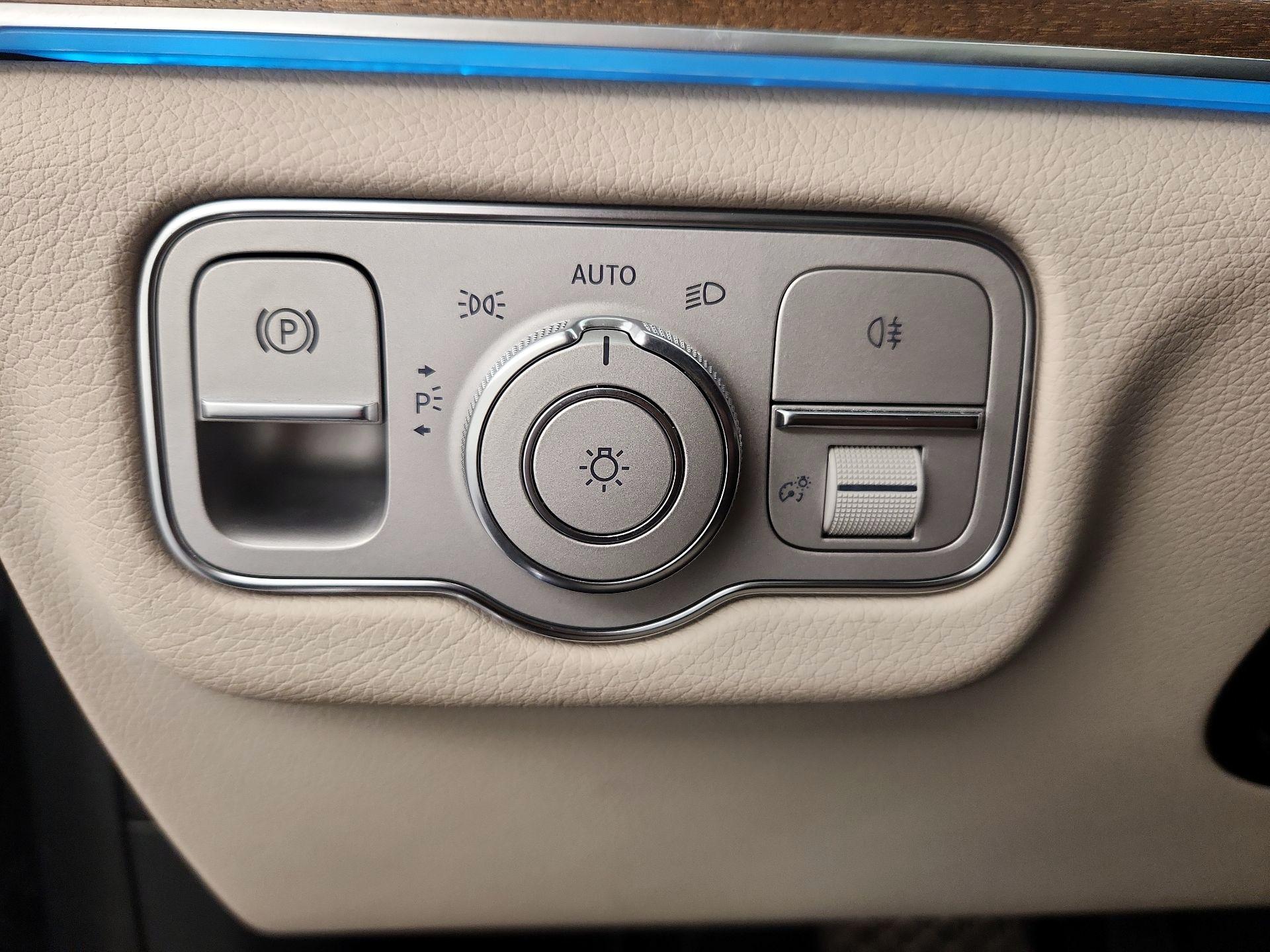 Thumbnail: 2021 Mercedes-Benz GLE - 13