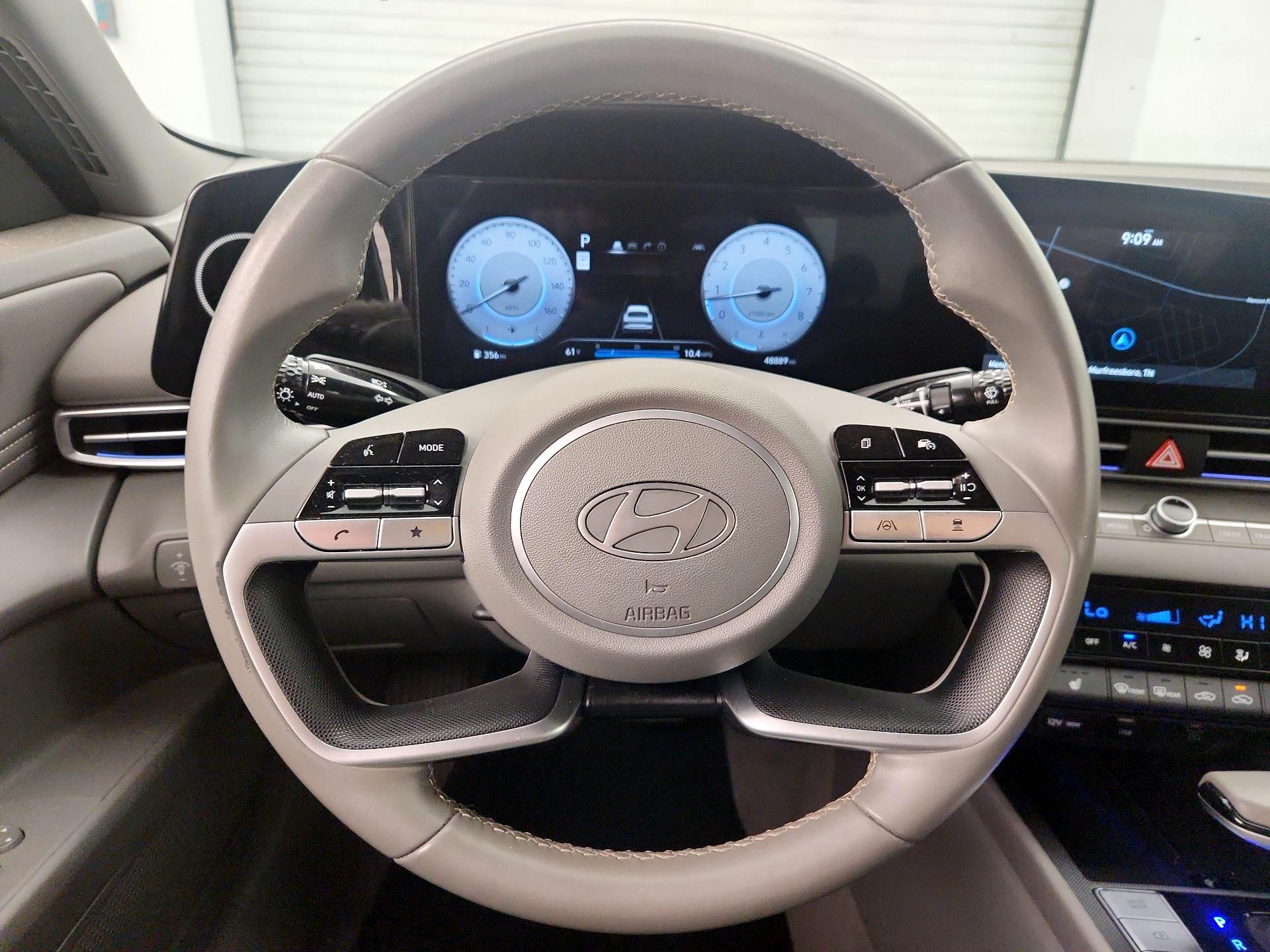 Thumbnail: 2024 Hyundai Elantra - 10