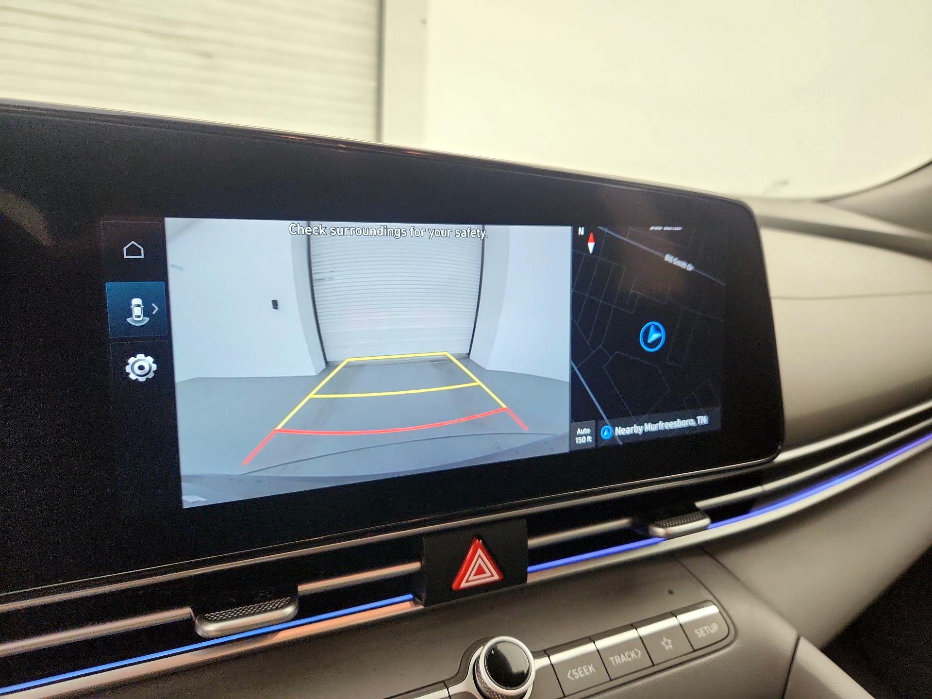 Thumbnail: 2024 Hyundai Elantra - 15