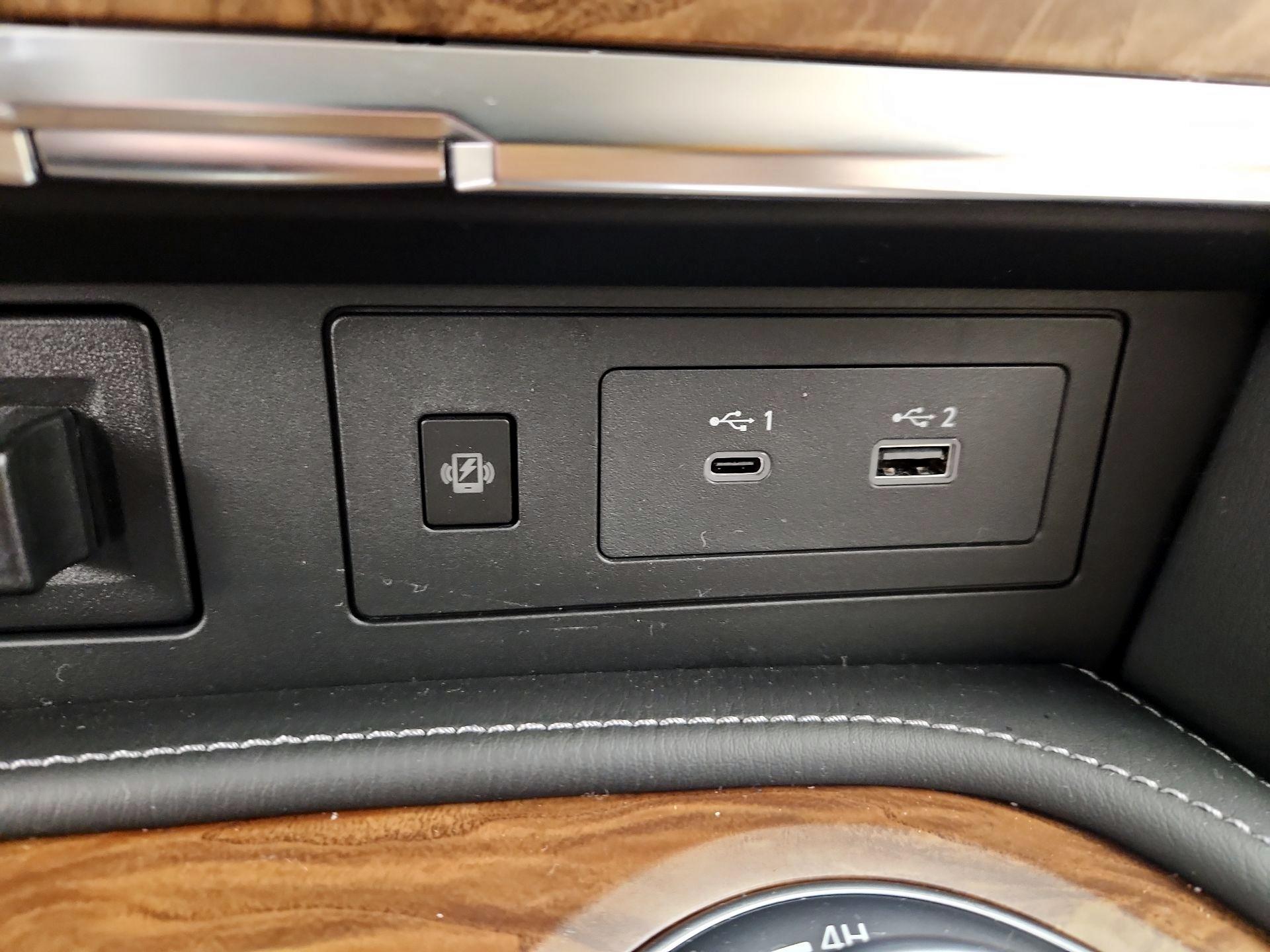 Thumbnail: 2024 Nissan Armada - 19