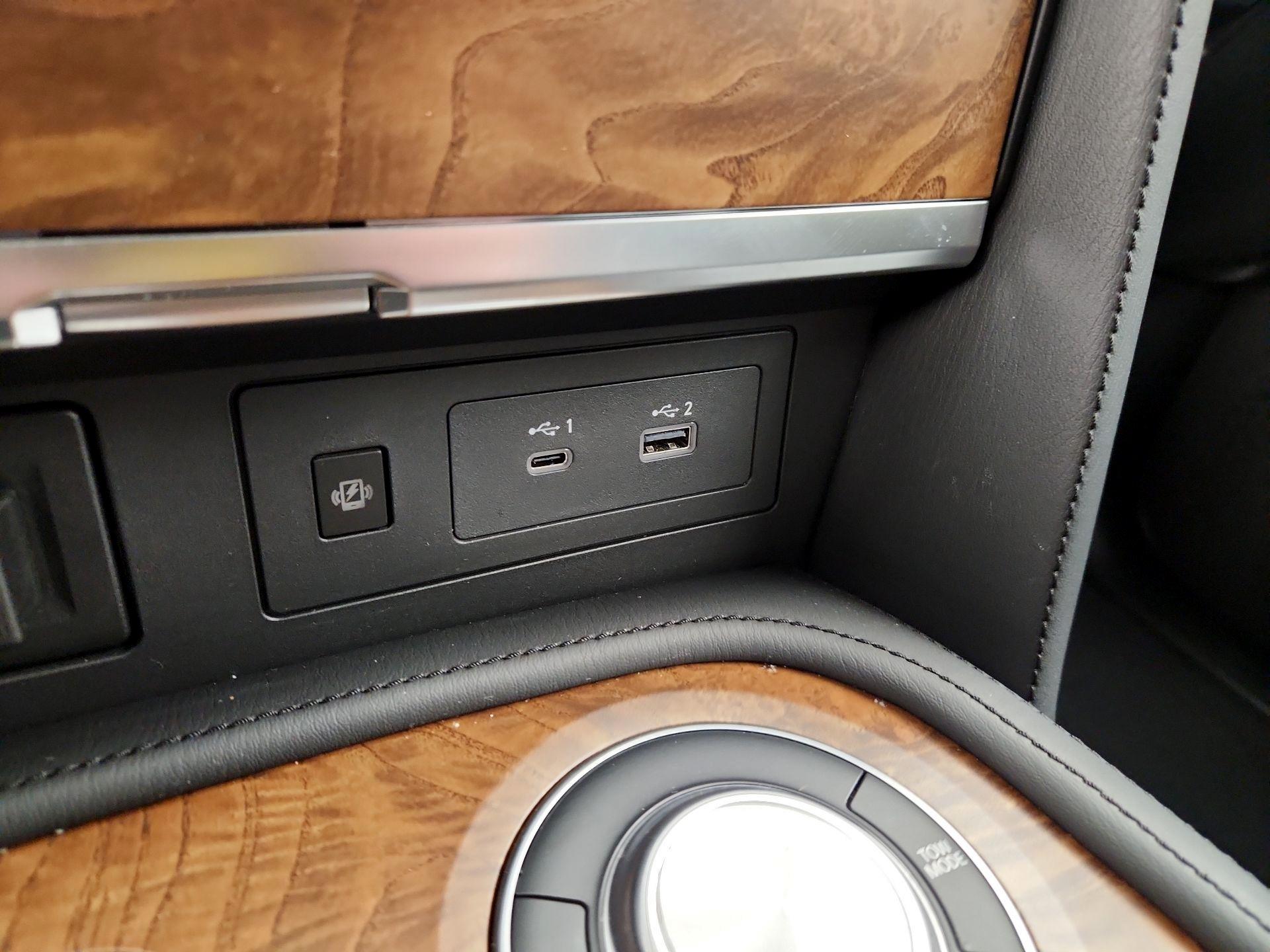 Thumbnail: 2024 Nissan Armada - 18