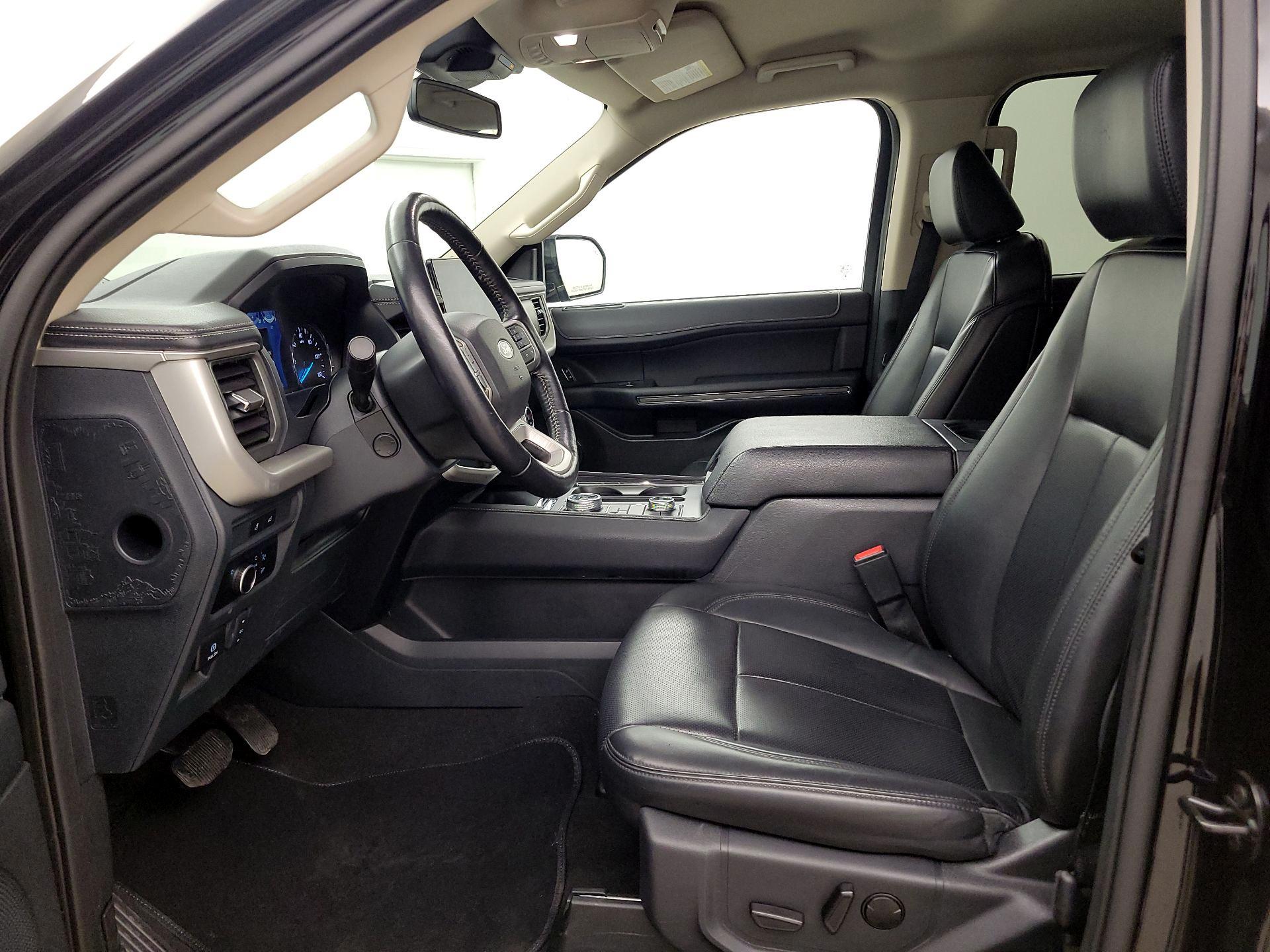 Thumbnail: 2023 Ford Expedition - 11