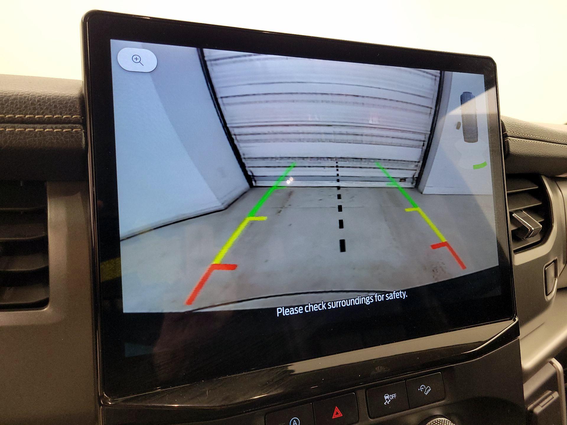 Thumbnail: 2023 Ford Expedition - 15