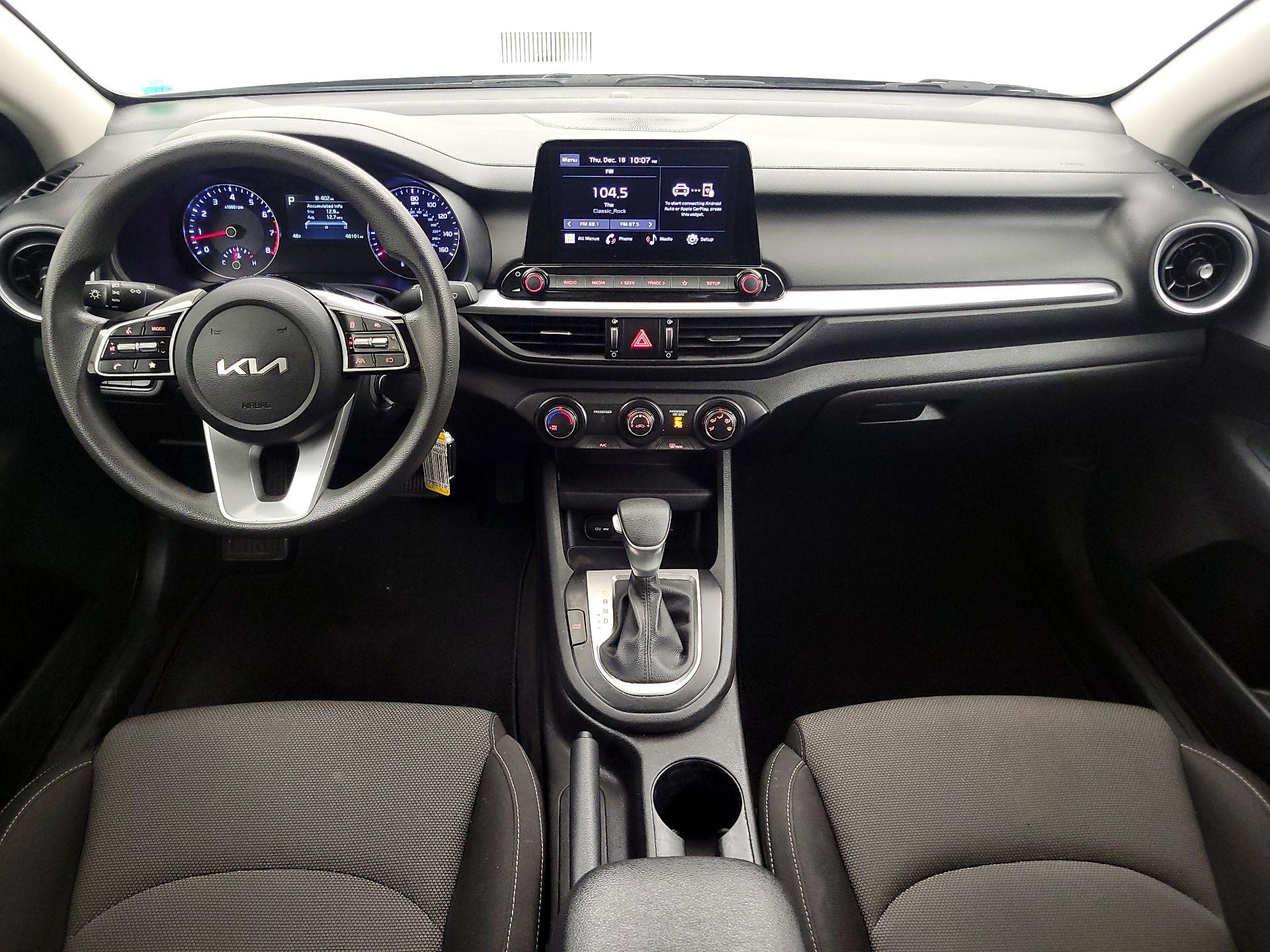 Thumbnail: 2023 Kia Forte - 9