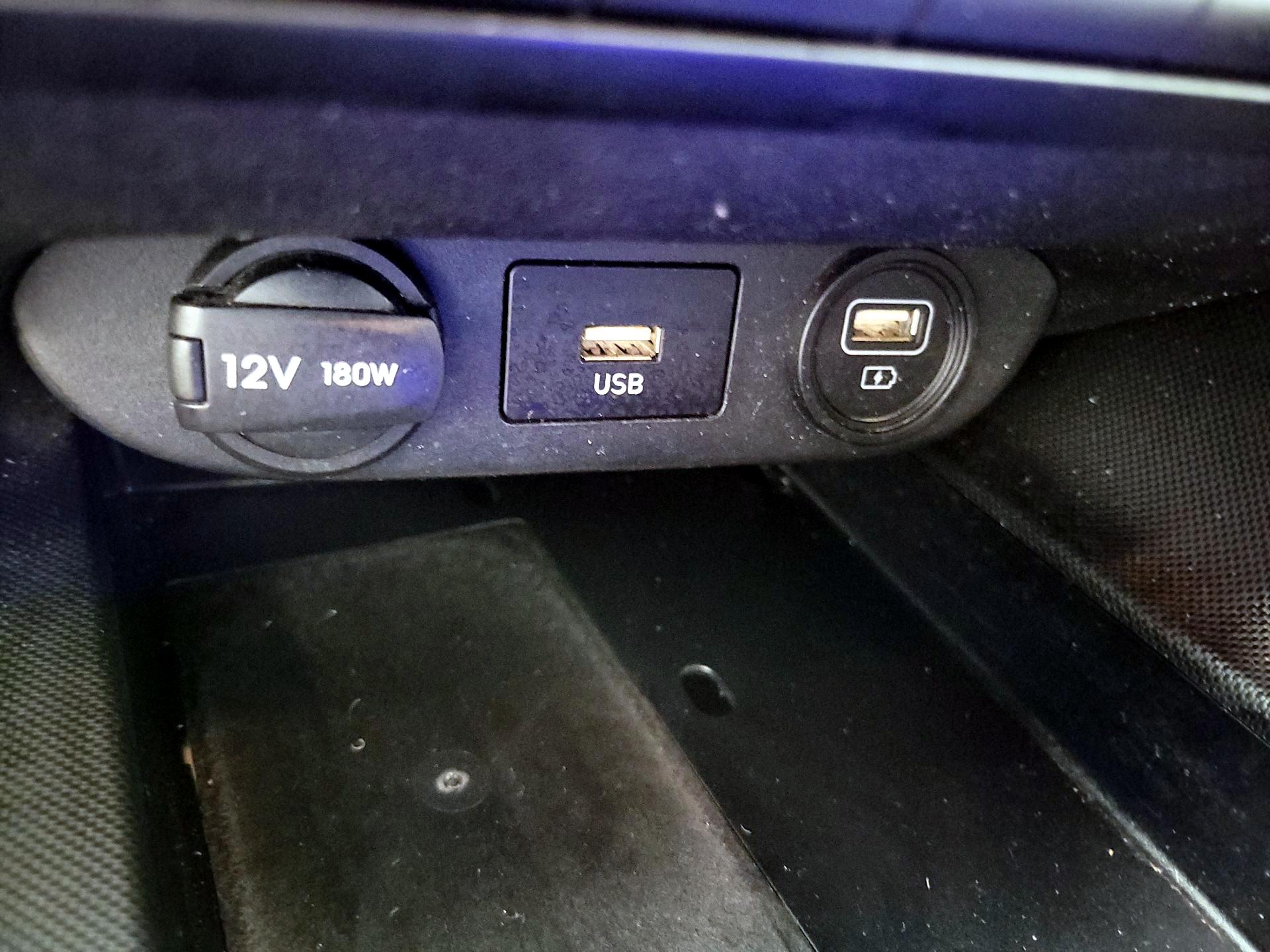 Thumbnail: 2023 Hyundai Elantra - 19