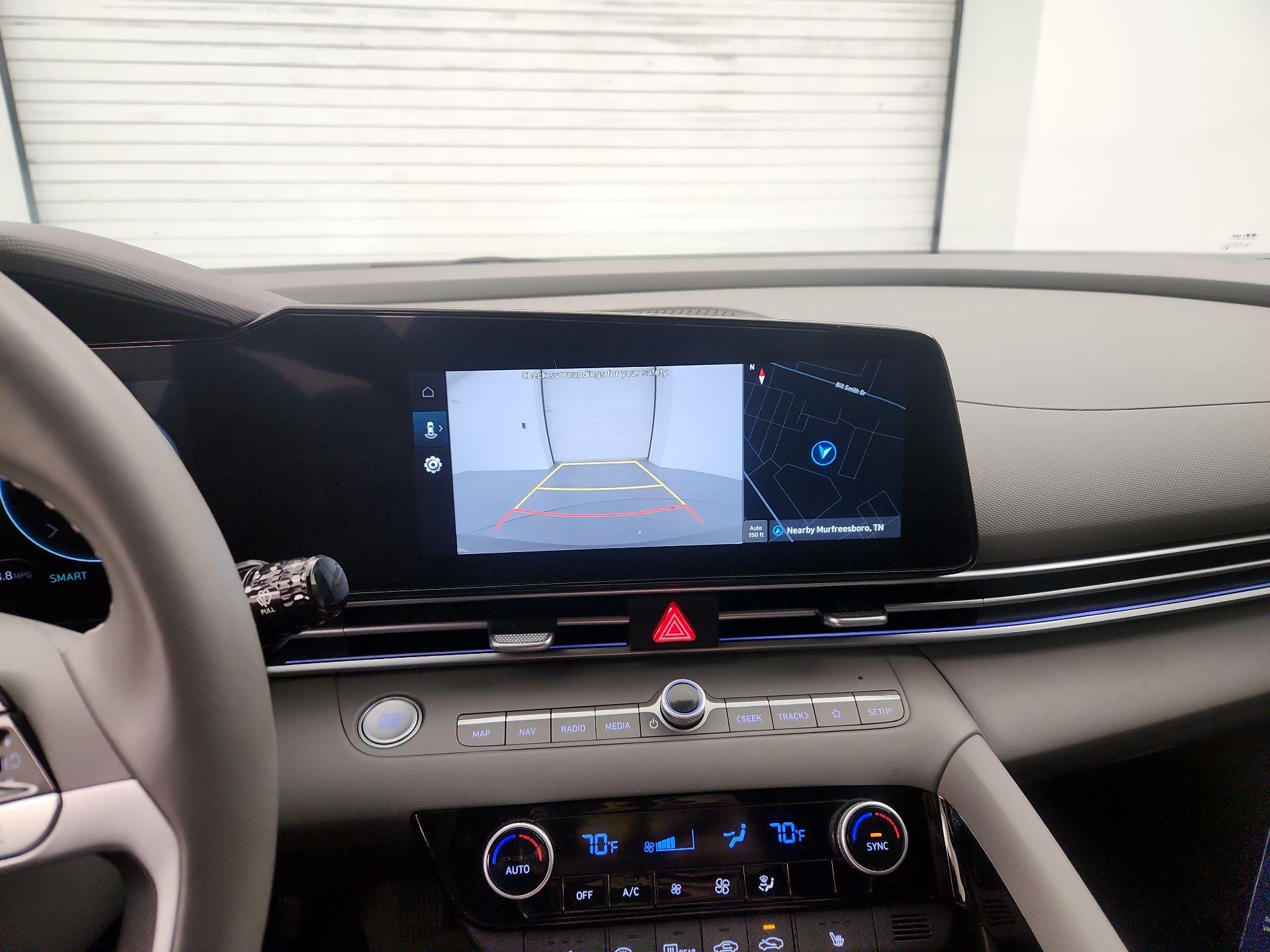 Thumbnail: 2024 Hyundai Elantra - 14