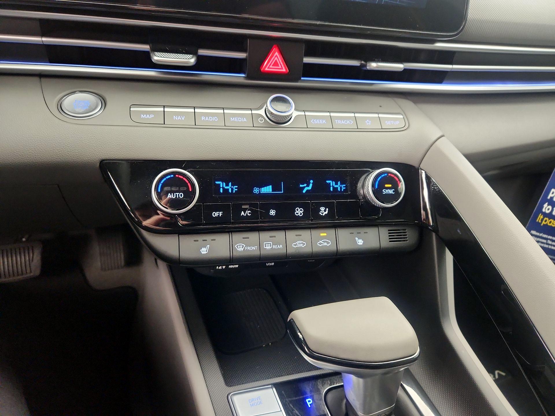 Thumbnail: 2024 Hyundai Elantra - 16