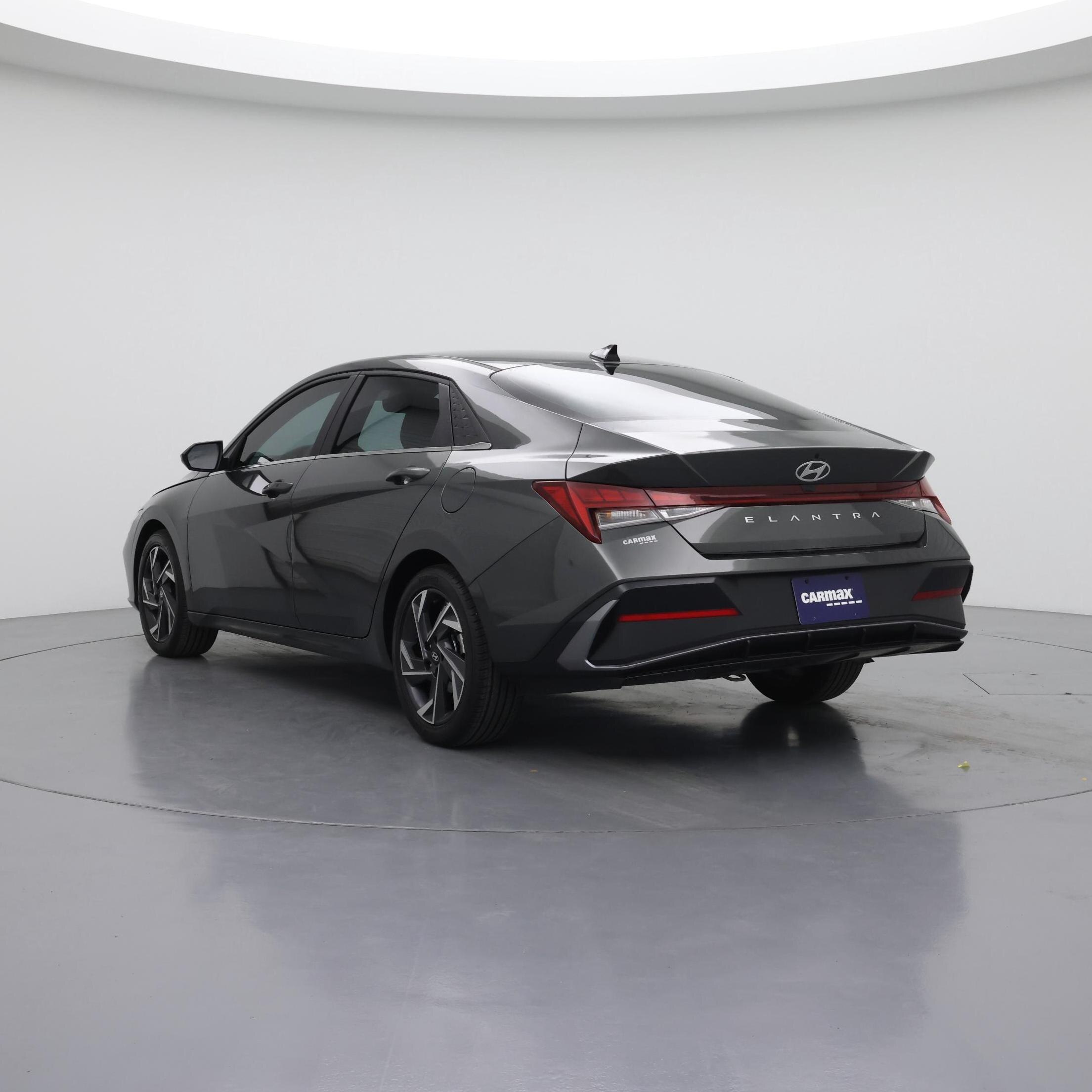 Thumbnail: 2024 Hyundai Elantra - 2