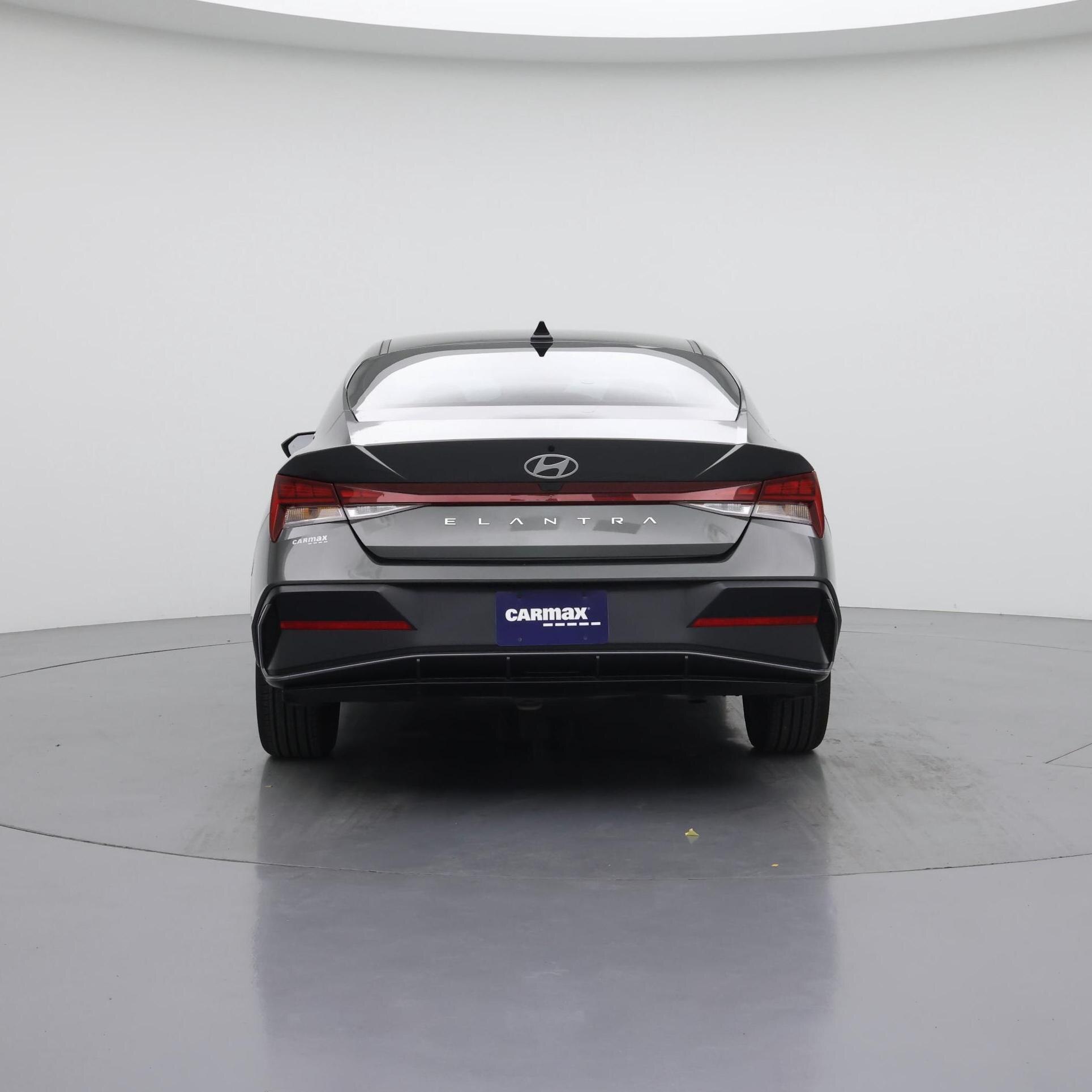 Thumbnail: 2024 Hyundai Elantra - 6