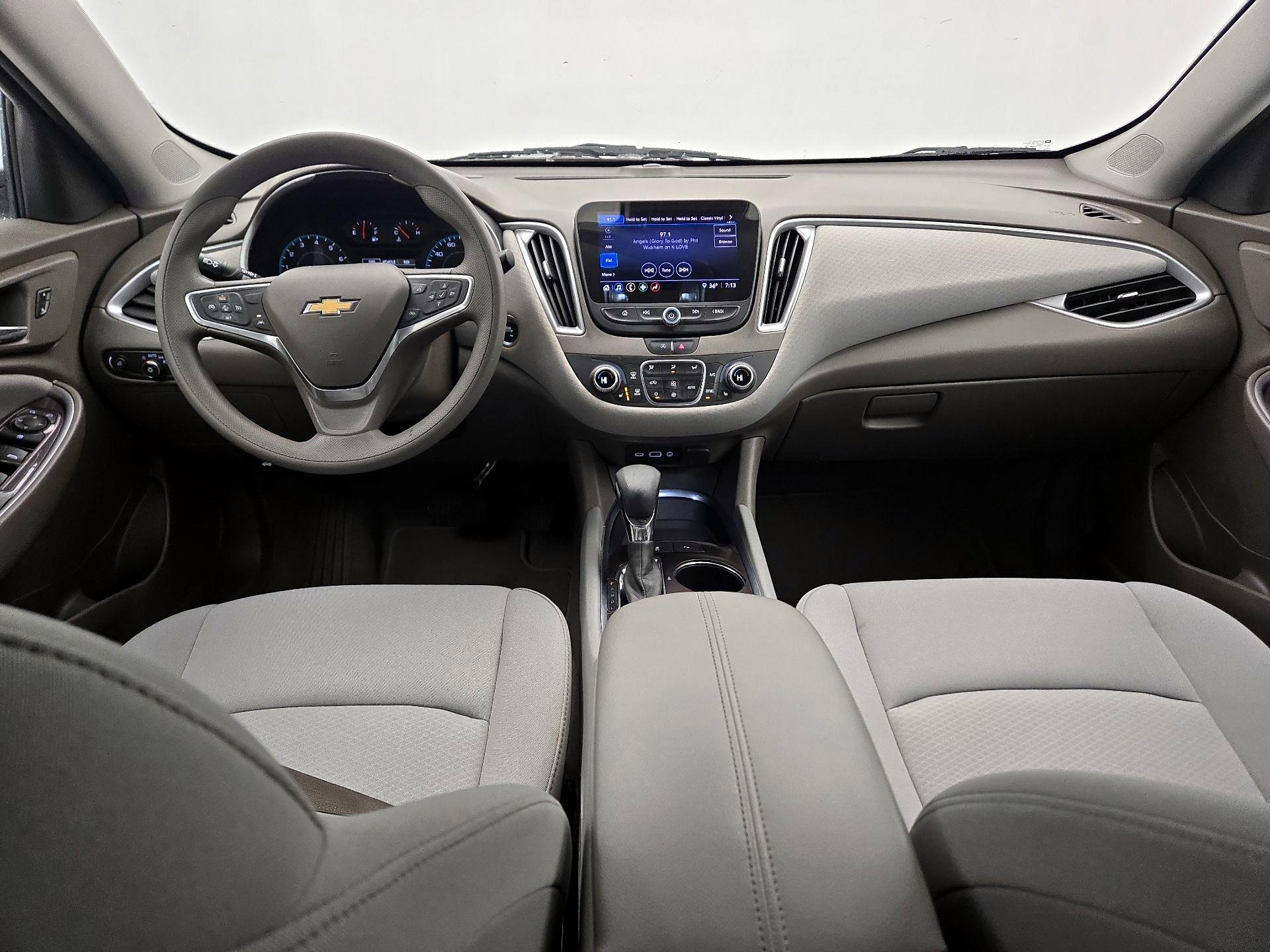 Thumbnail: 2022 Chevrolet Malibu - 9