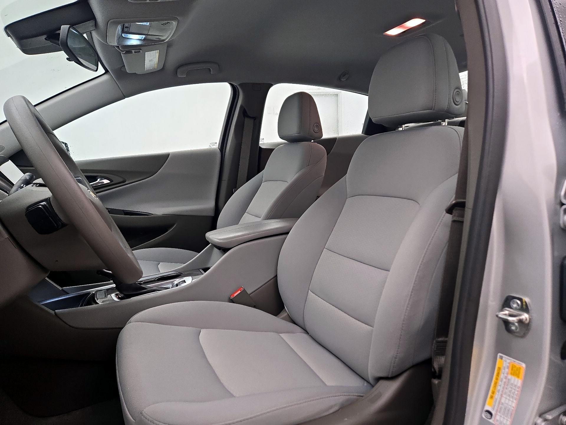 Thumbnail: 2022 Chevrolet Malibu - 11