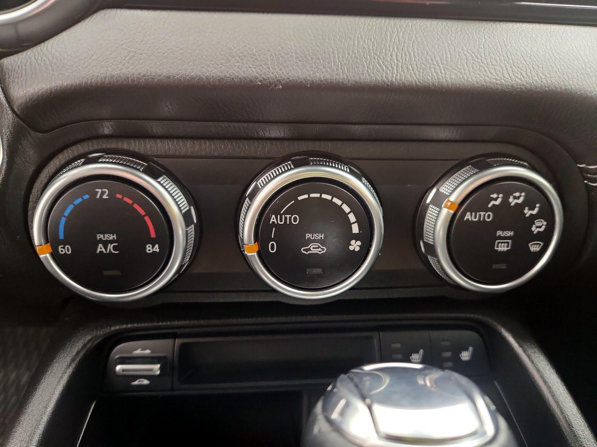 Thumbnail: 2023 Mazda MX-5 Miata - 16