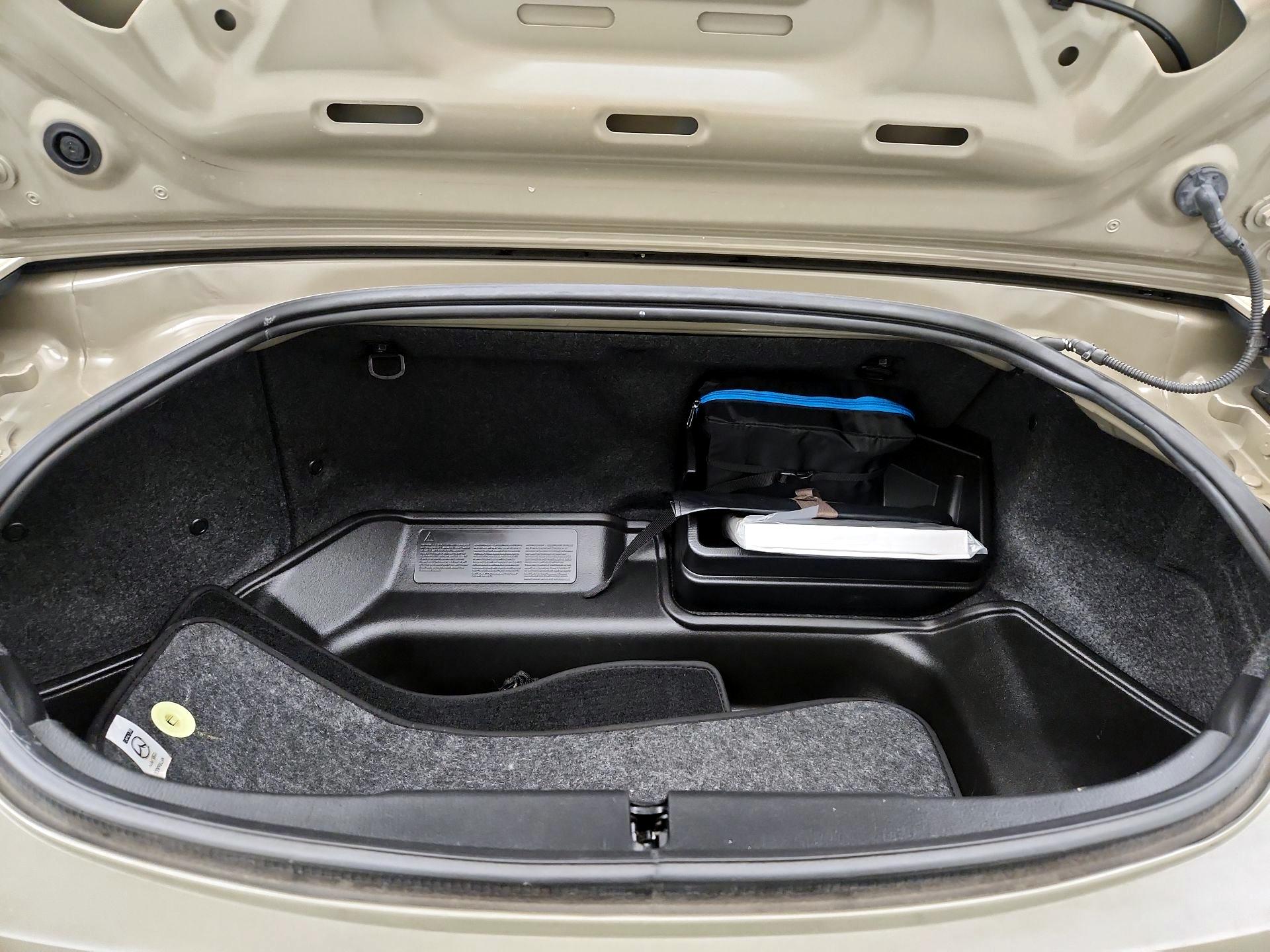 Thumbnail: 2023 Mazda MX-5 Miata - 19