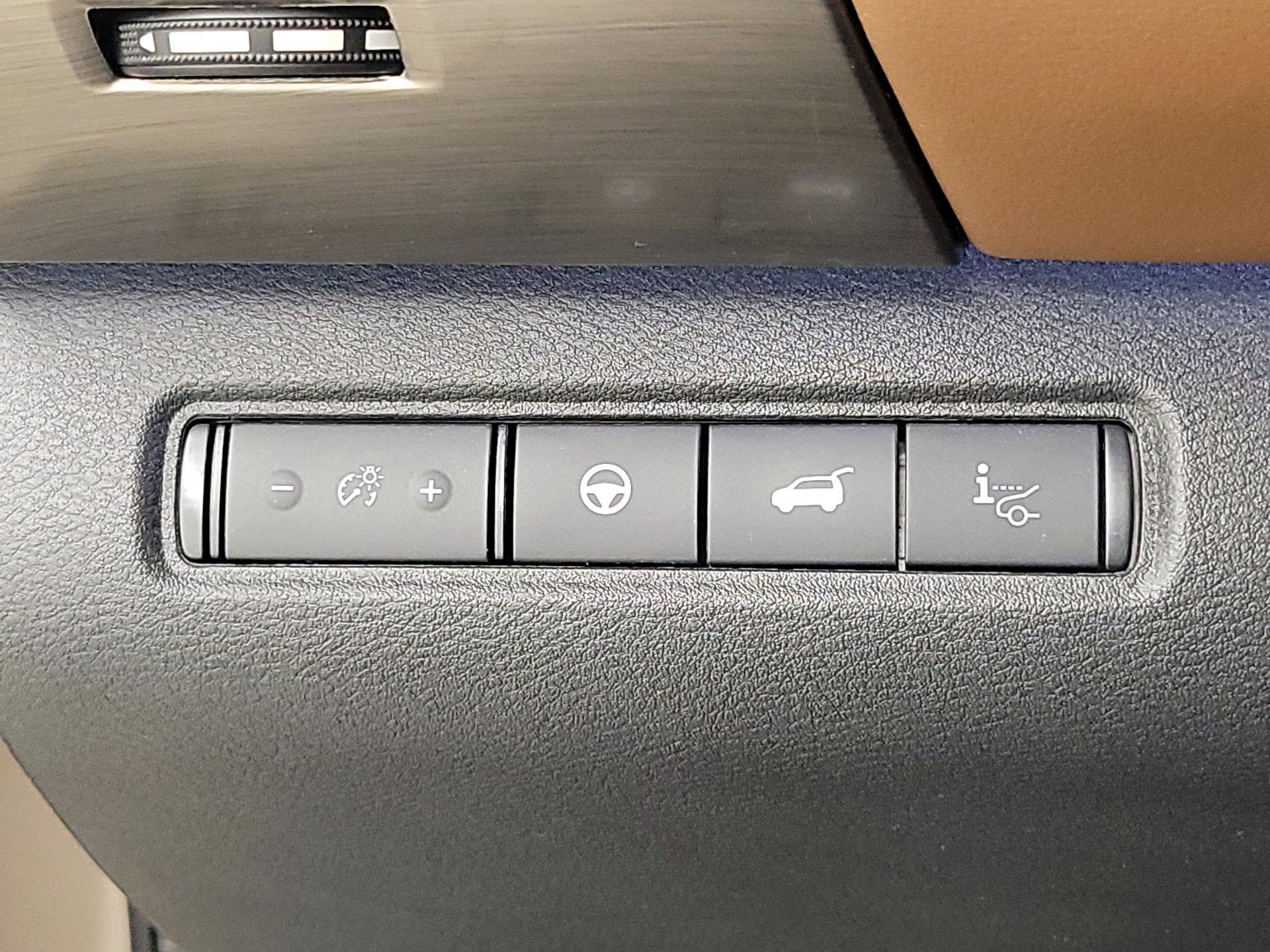 Thumbnail: 2024 Nissan Pathfinder - 13