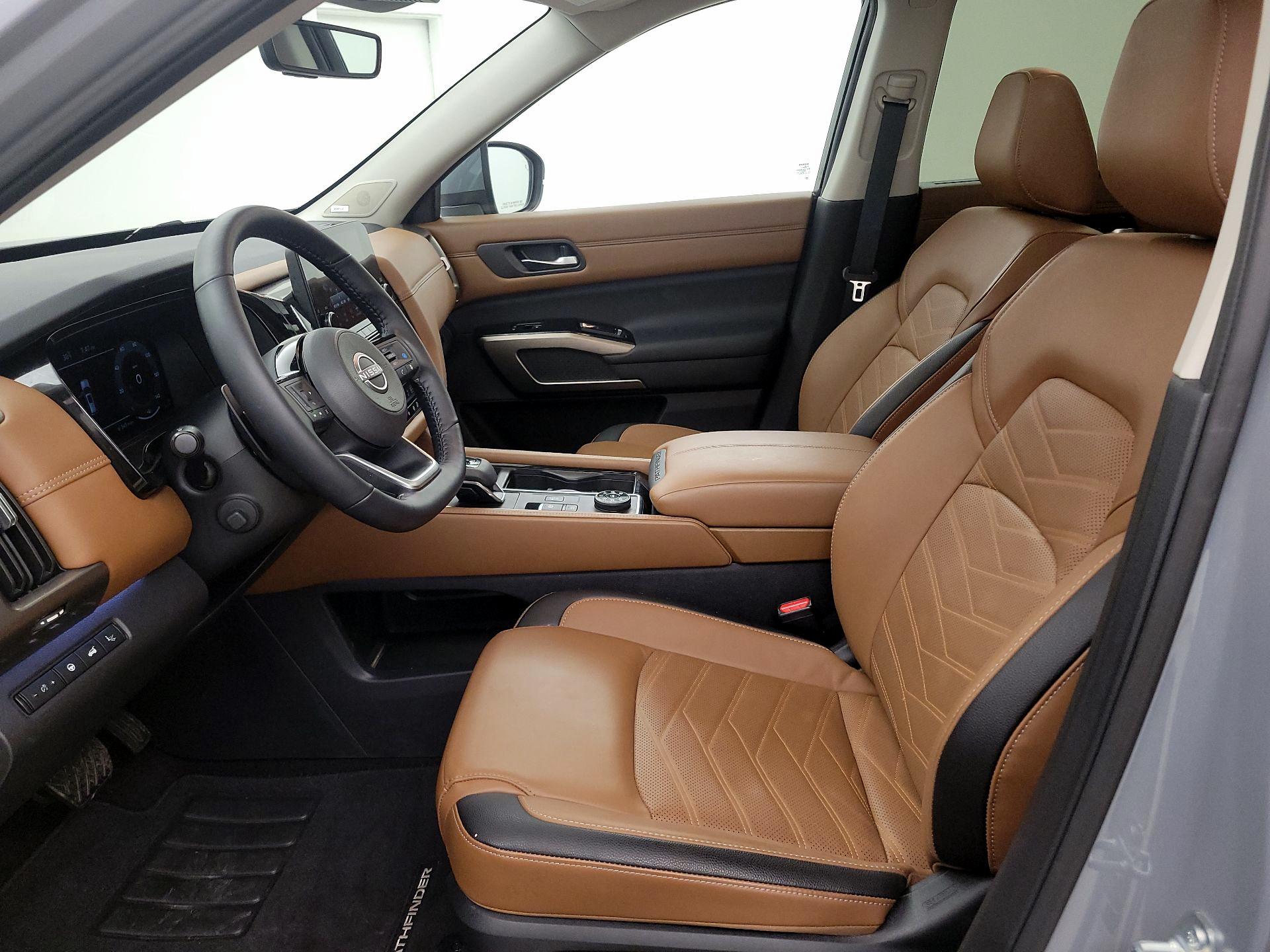 Thumbnail: 2024 Nissan Pathfinder - 11