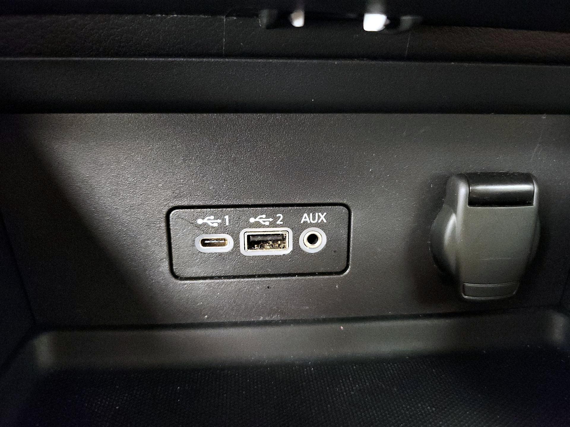 Thumbnail: 2021 Nissan Sentra - 18