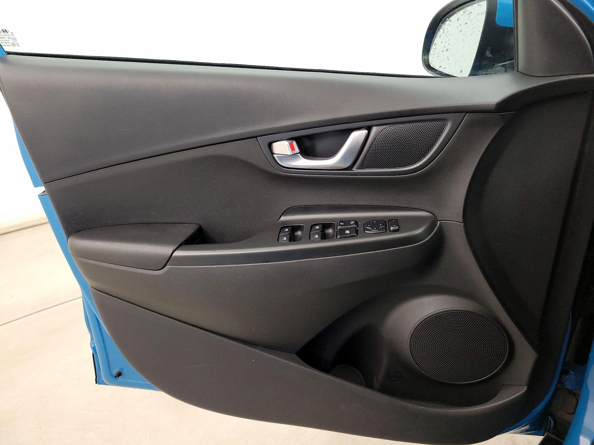 Thumbnail: 2022 Hyundai Kona - 12