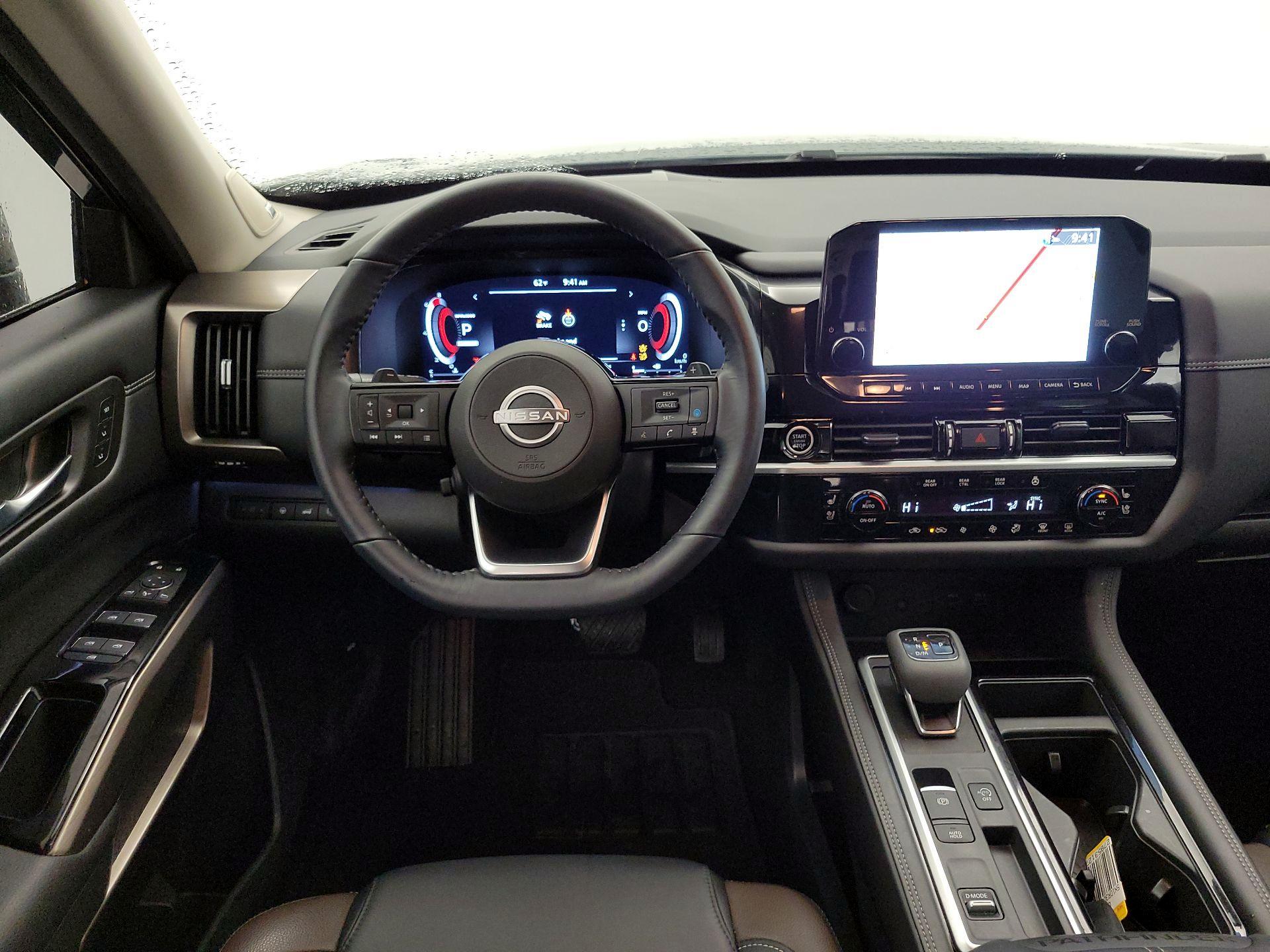 Thumbnail: 2024 Nissan Pathfinder - 10