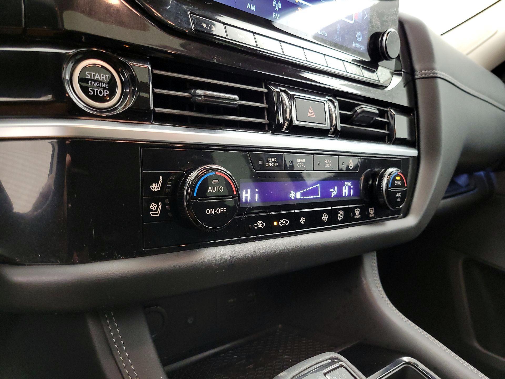 Thumbnail: 2024 Nissan Pathfinder - 17