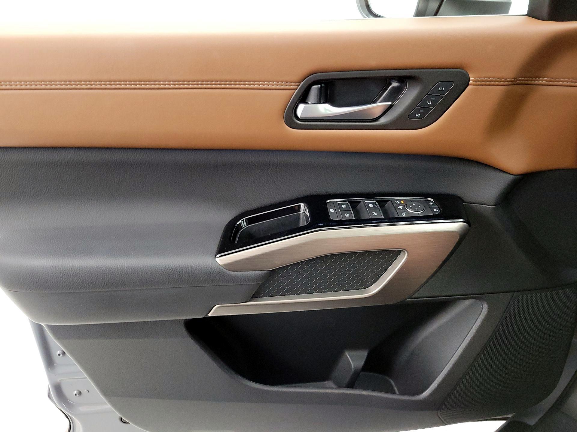 Thumbnail: 2025 Nissan Pathfinder - 12