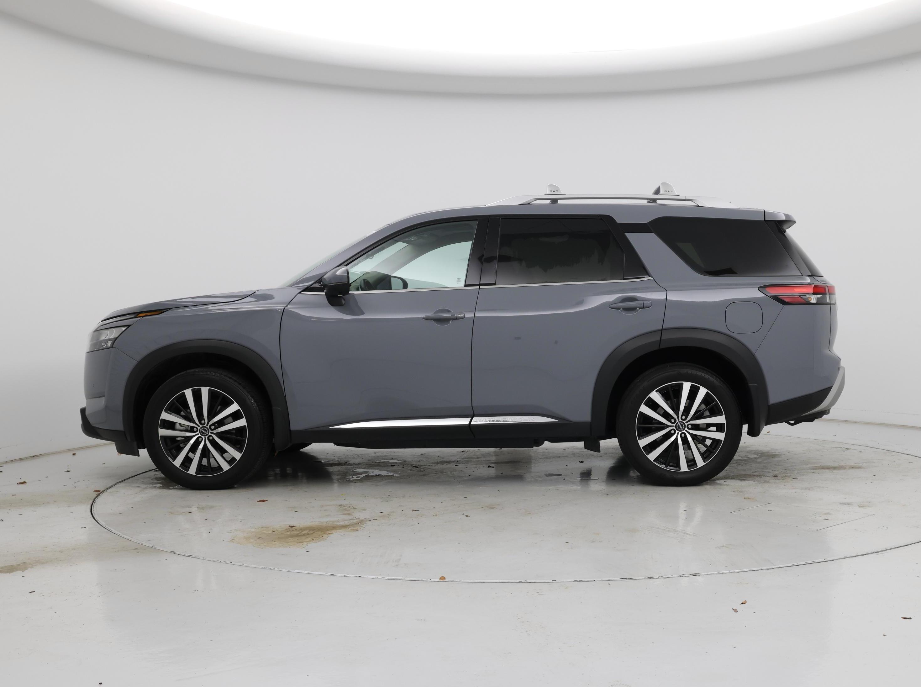 Thumbnail: 2025 Nissan Pathfinder - 3