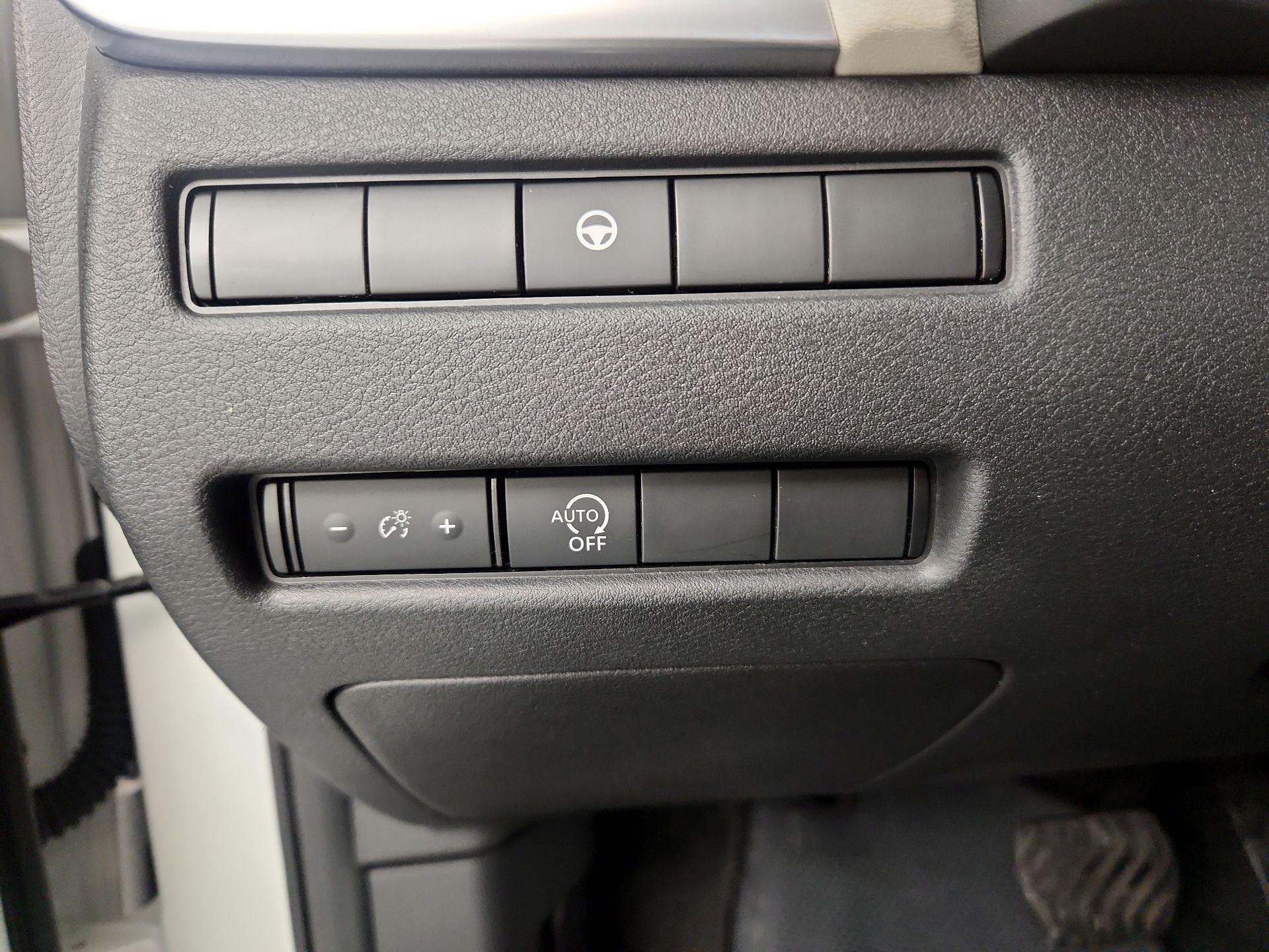 Thumbnail: 2023 Nissan Rogue - 13