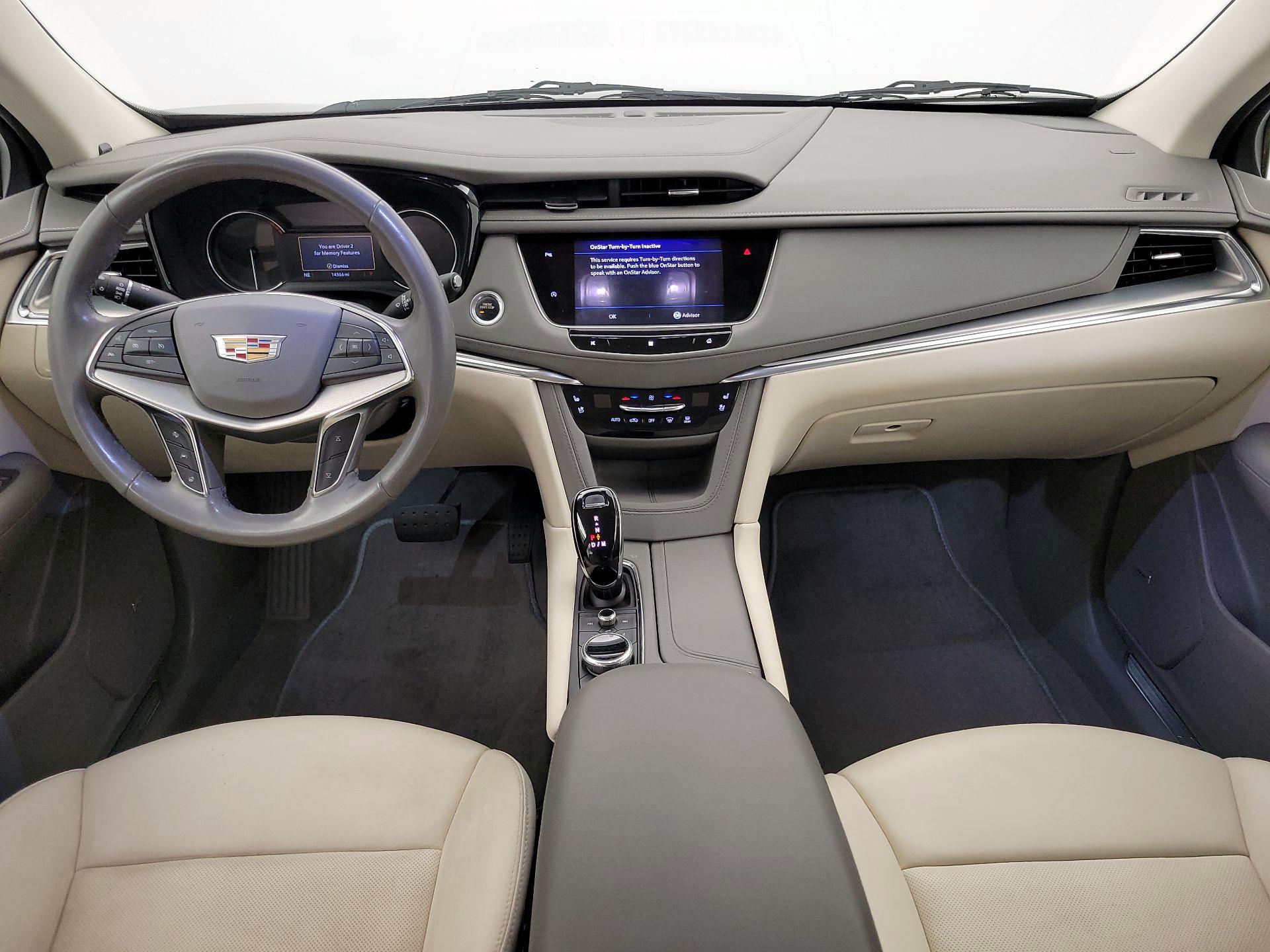 Thumbnail: 2021 Cadillac XT5 - 9