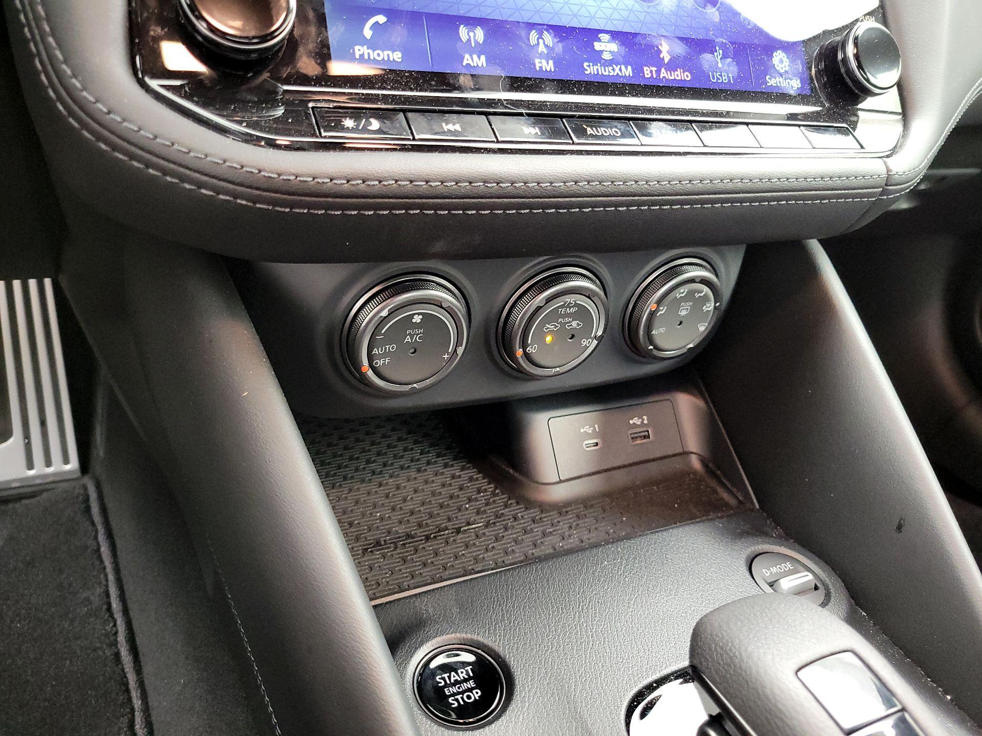 Thumbnail: 2024 Nissan Z - 17