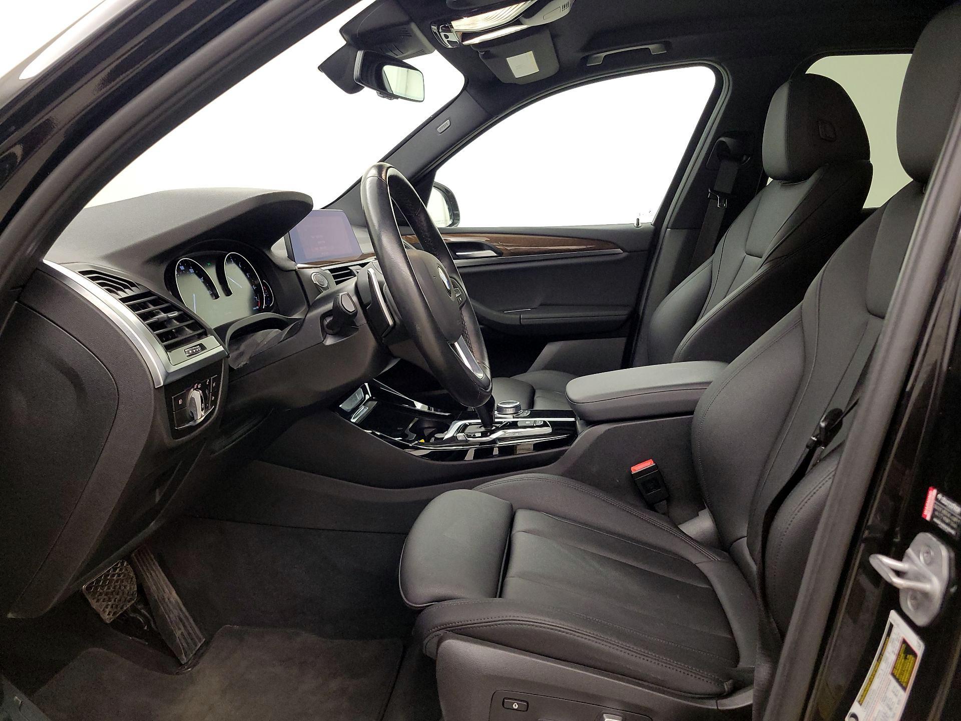 Thumbnail: 2021 BMW X3 - 11