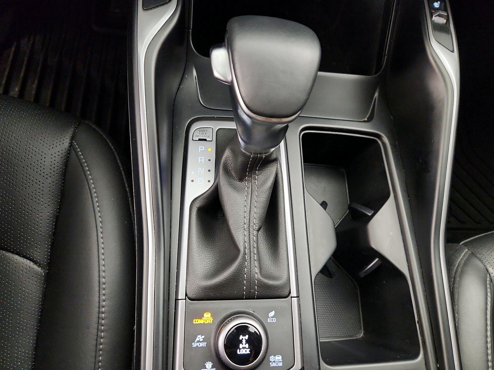 Thumbnail: 2023 Kia Sorento - 17