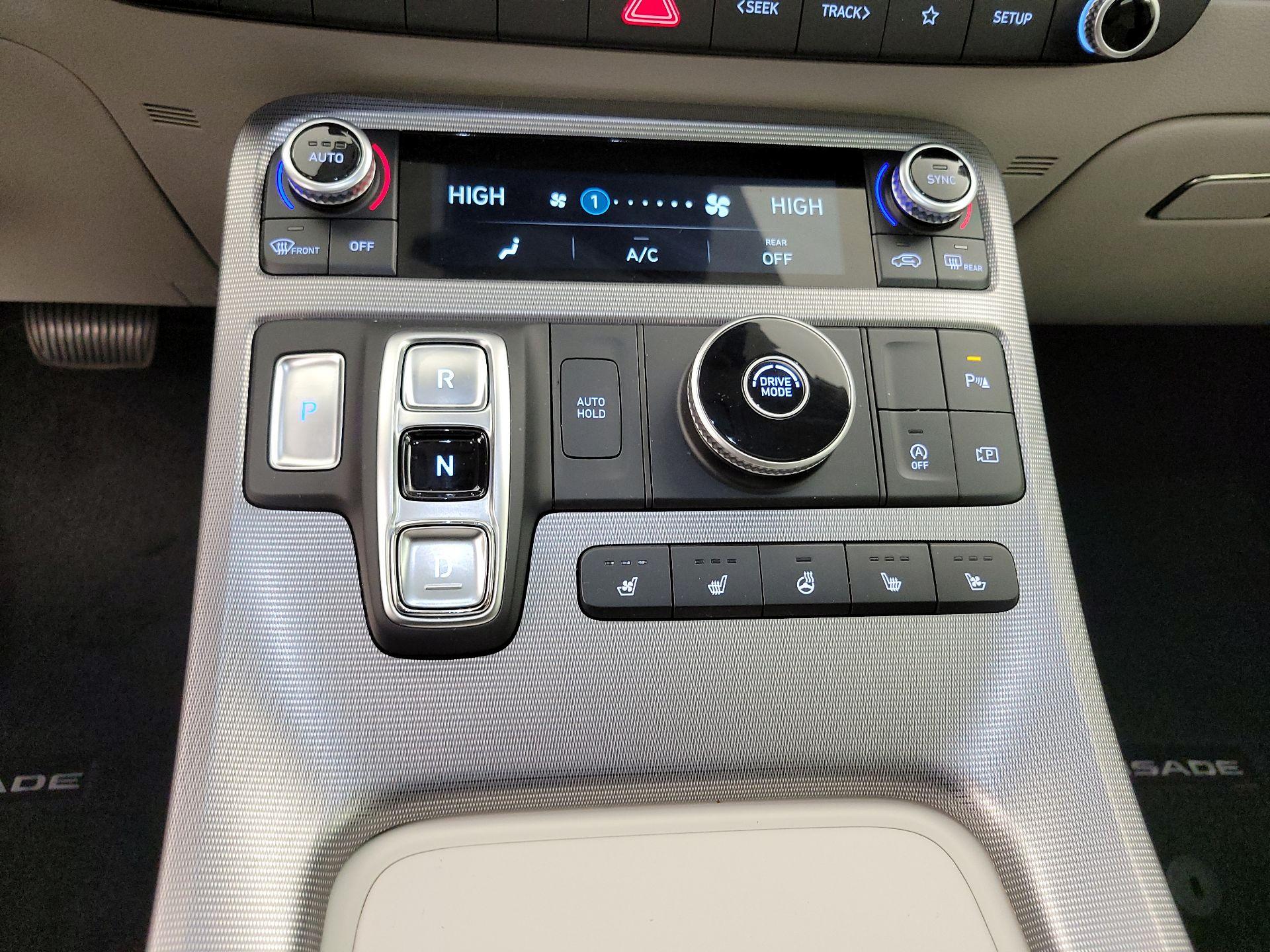 Thumbnail: 2024 Hyundai Palisade - 18