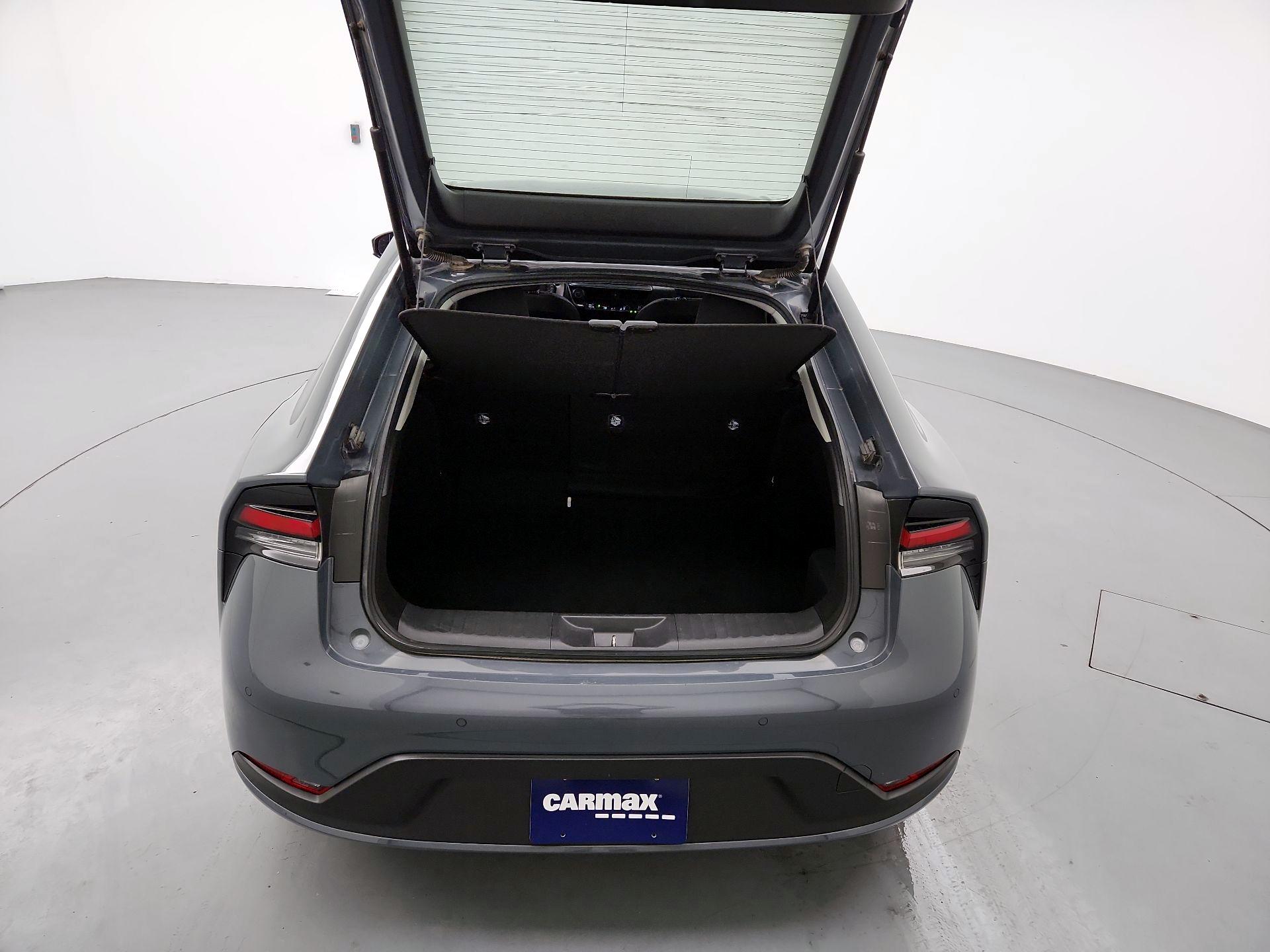 Thumbnail: 2024 Toyota Prius - 20