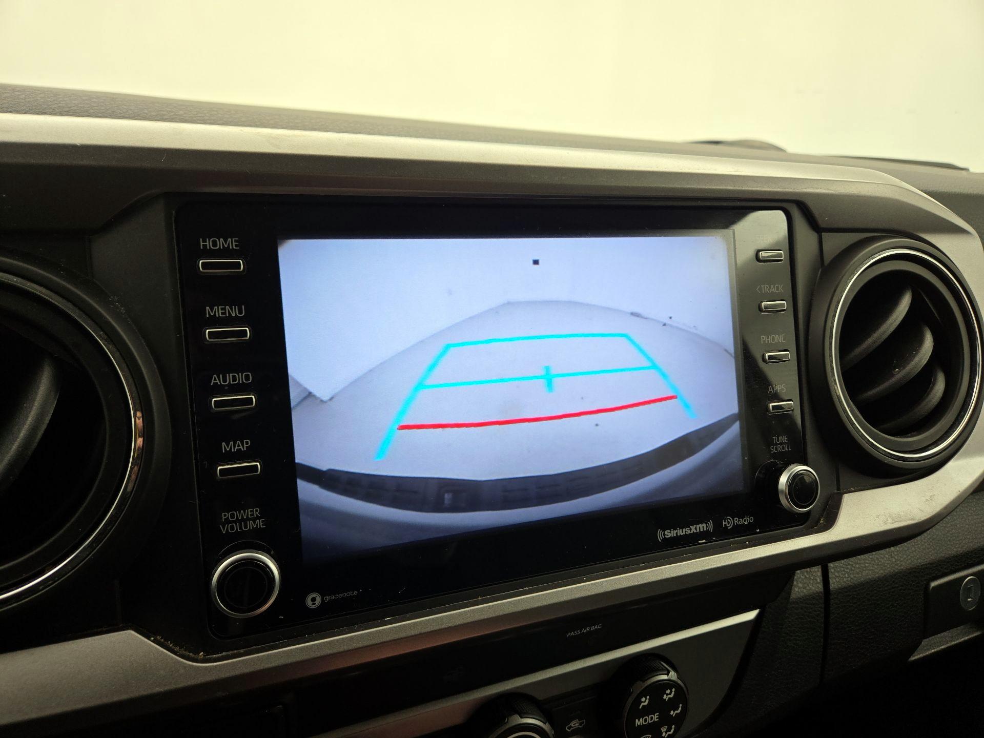 Thumbnail: 2020 Toyota Tacoma - 15