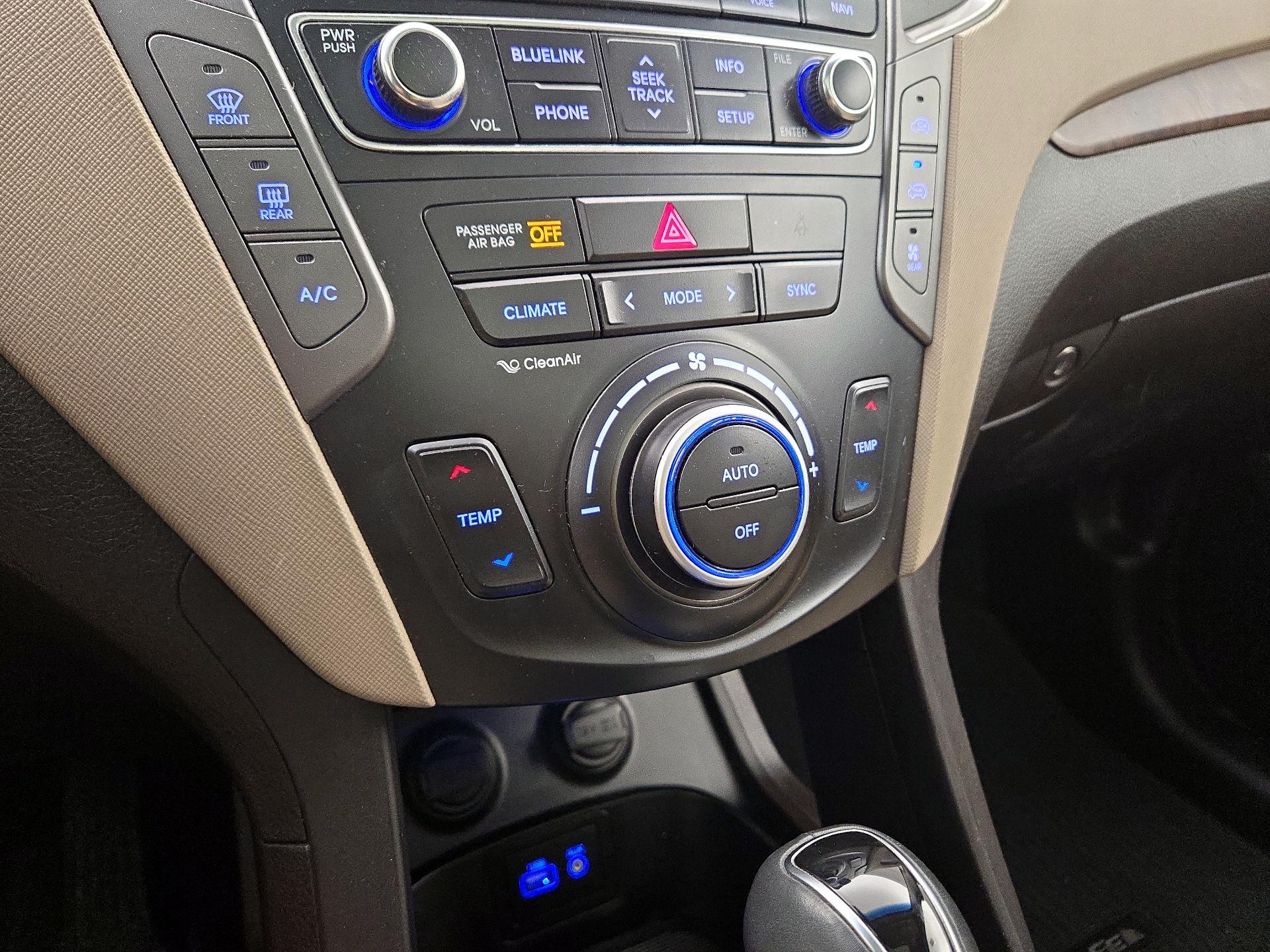 Thumbnail: 2018 Hyundai Santa Fe - 16