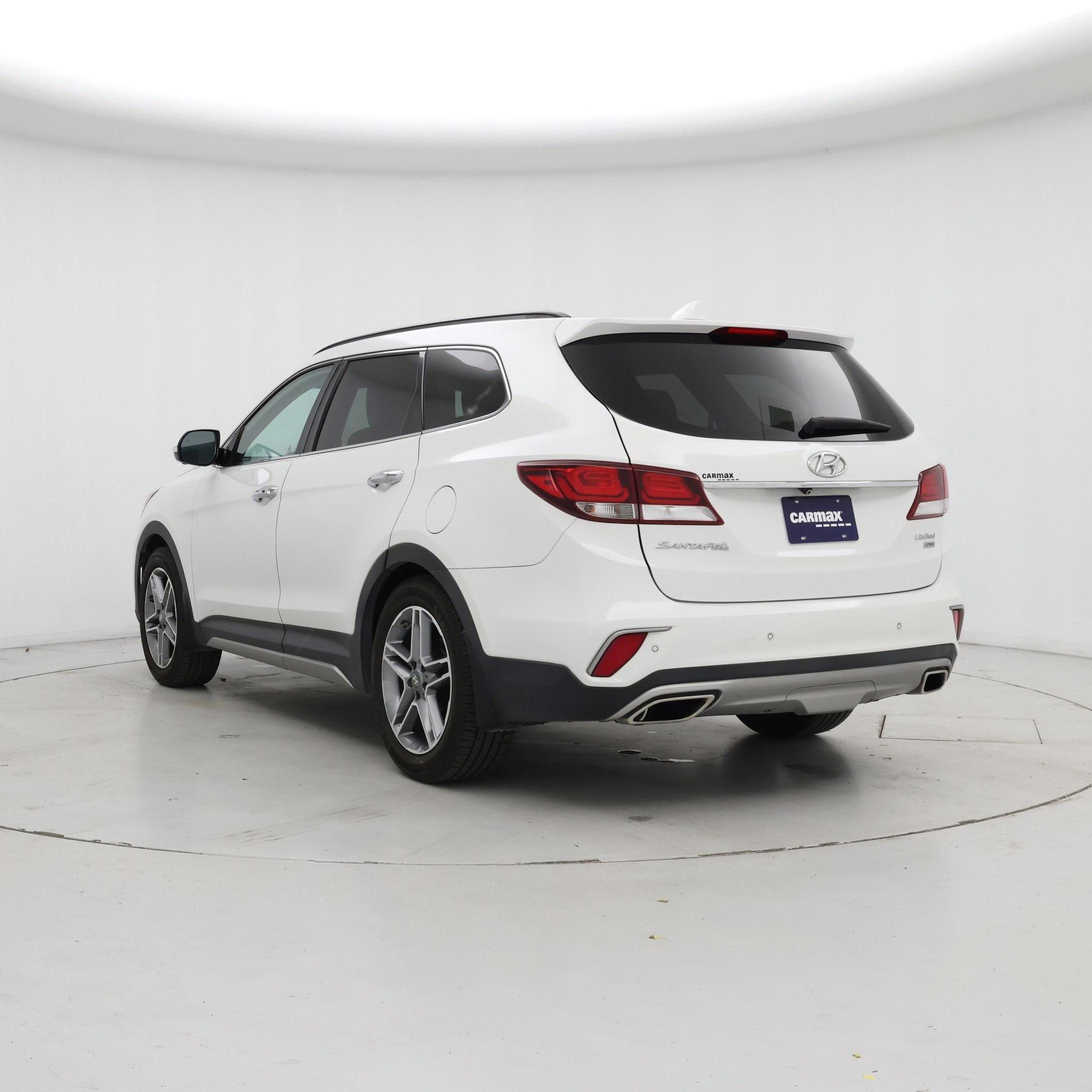 Thumbnail: 2018 Hyundai Santa Fe - 2