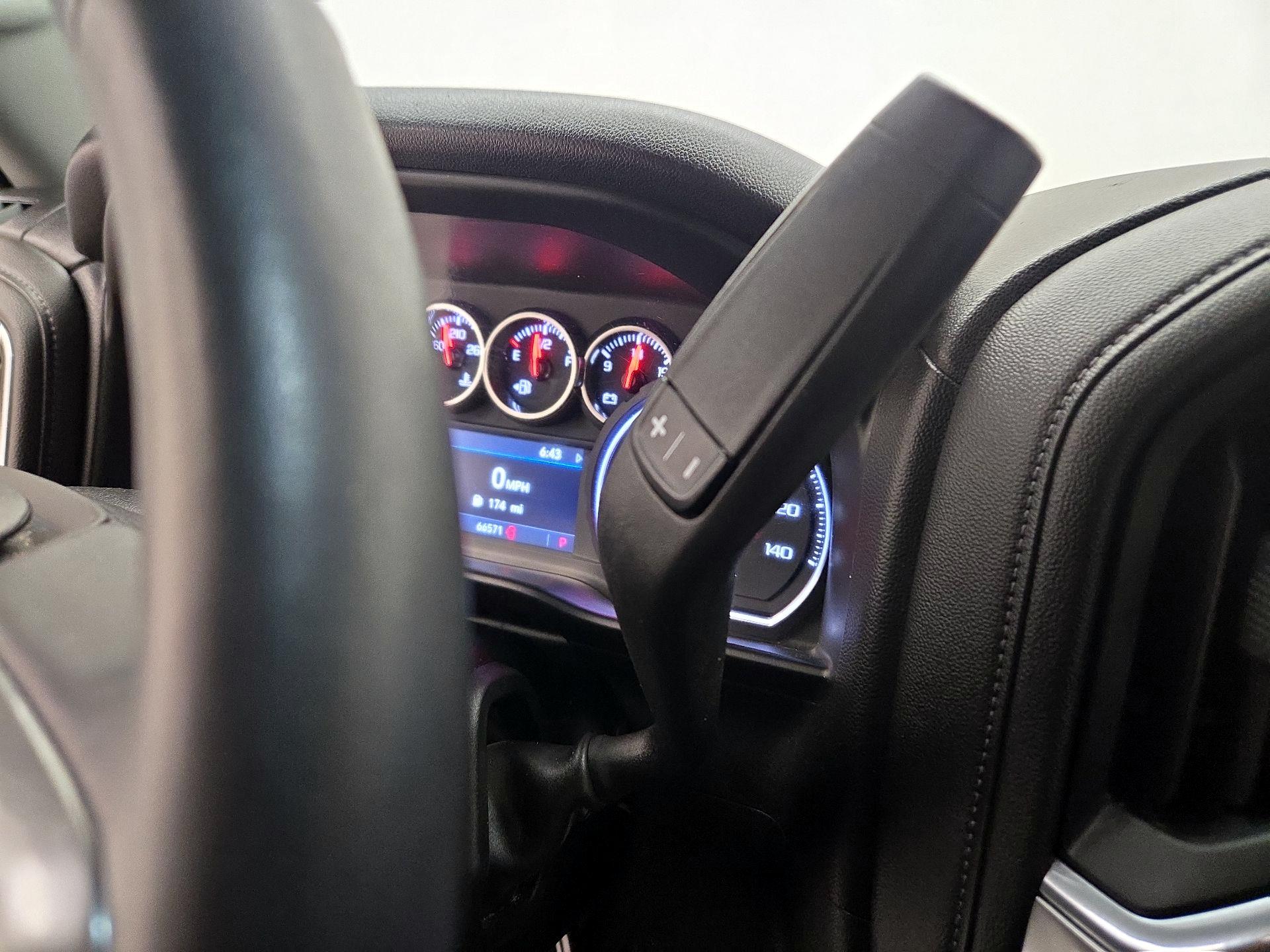 Thumbnail: 2019 Chevrolet Silverado 1500 - 17