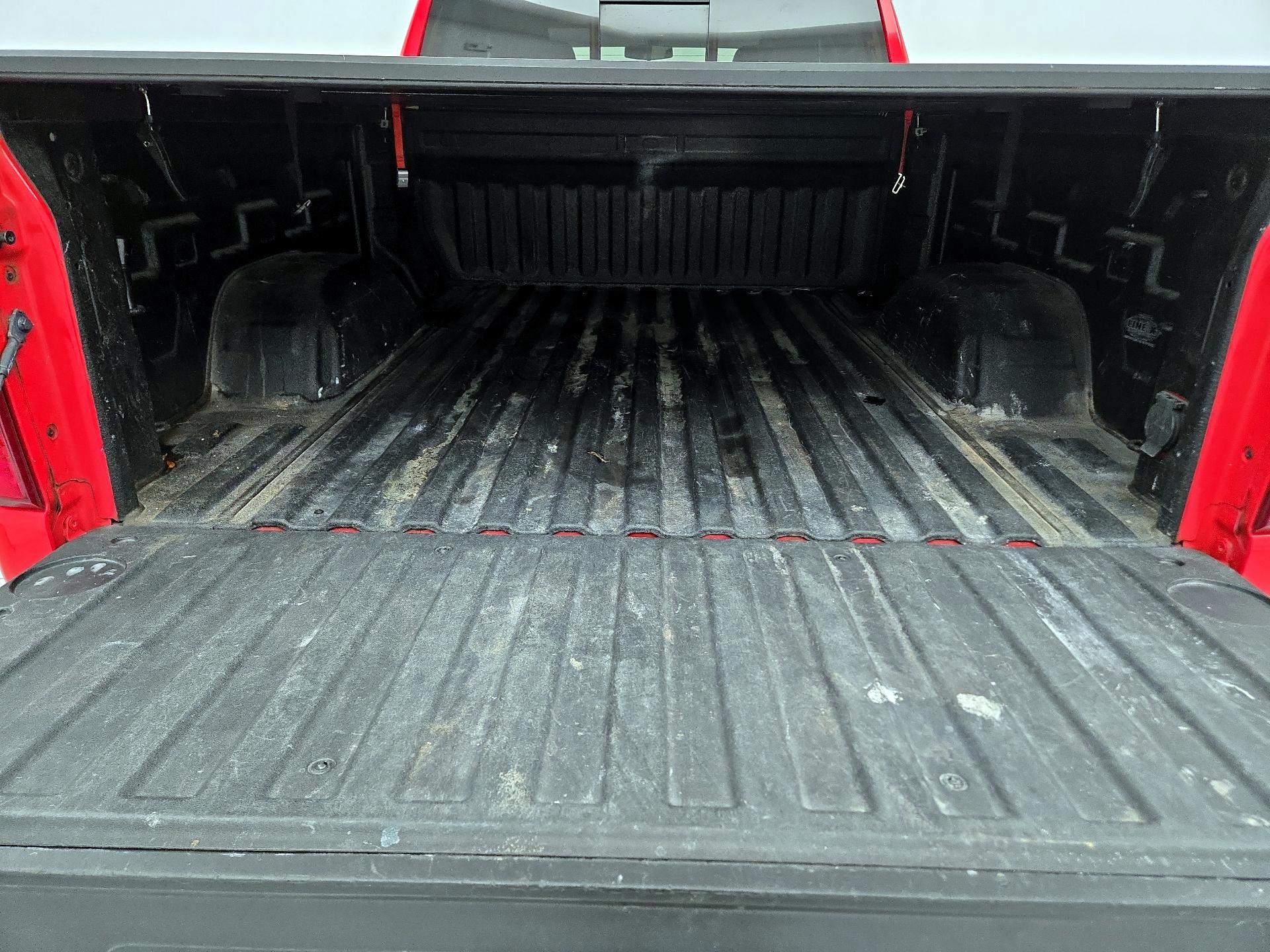 Thumbnail: 2019 Chevrolet Silverado 1500 - 20