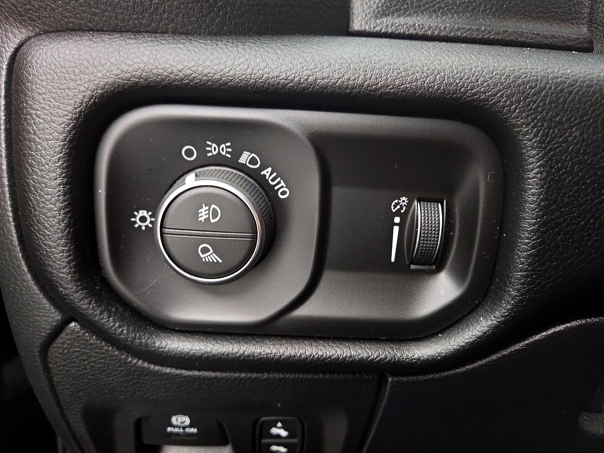 Thumbnail: 2022 RAM 1500 - 13