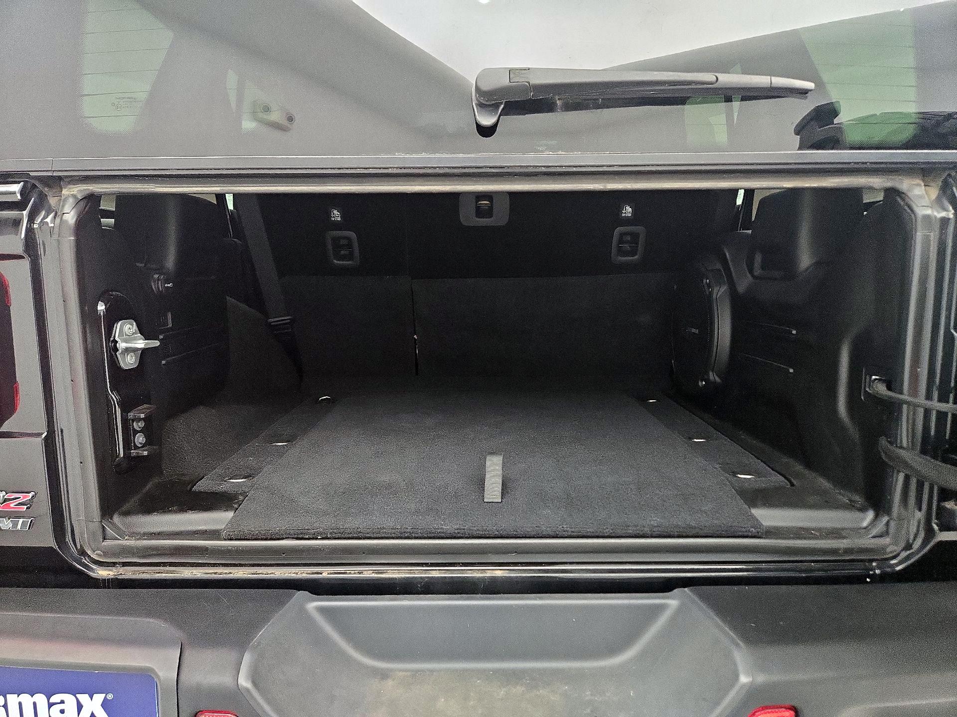 Thumbnail: 2021 Jeep Wrangler - 20