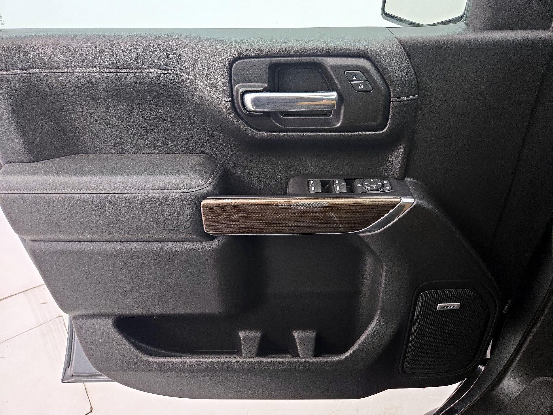 Thumbnail: 2020 Chevrolet Silverado 1500 - 12