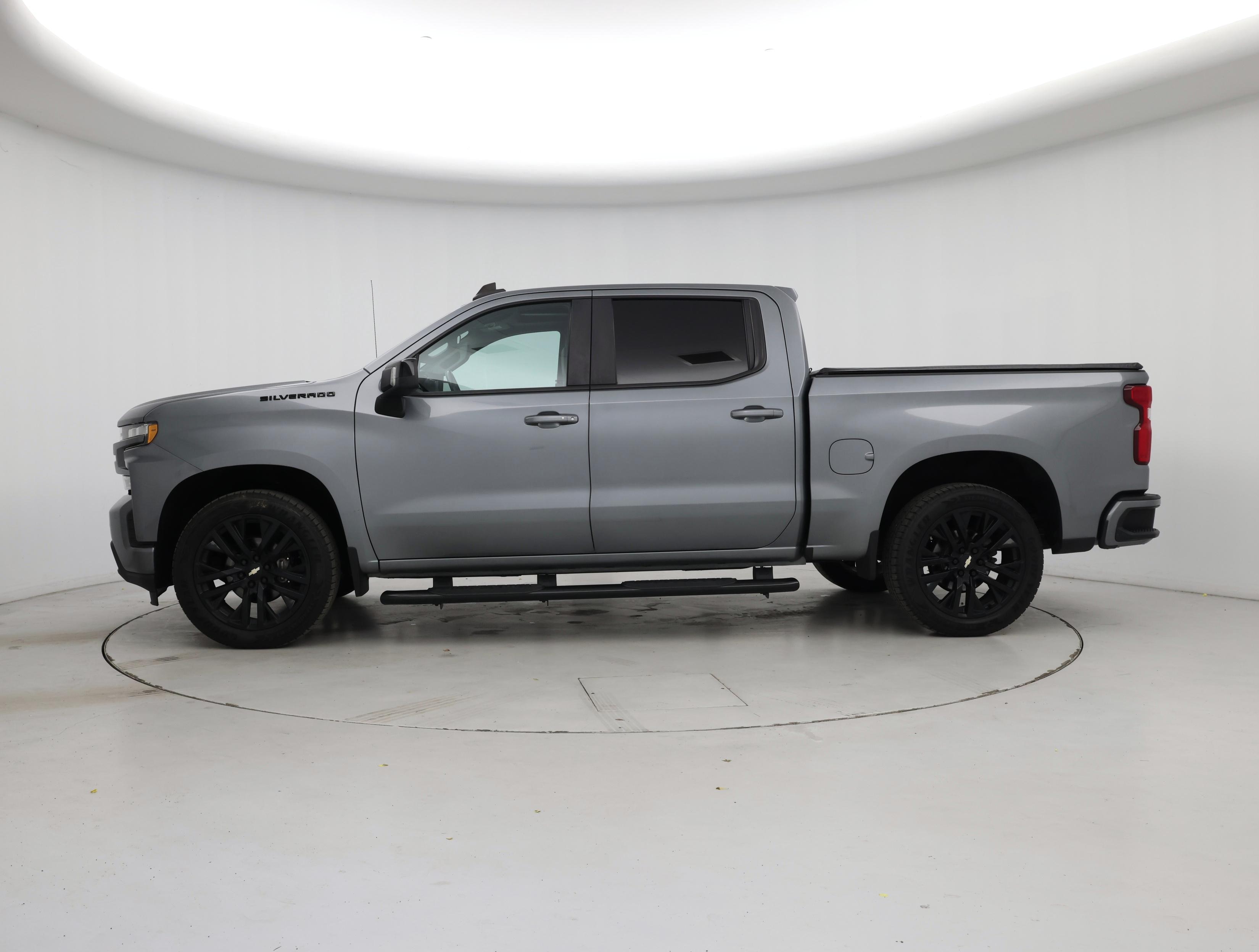 Thumbnail: 2020 Chevrolet Silverado 1500 - 3