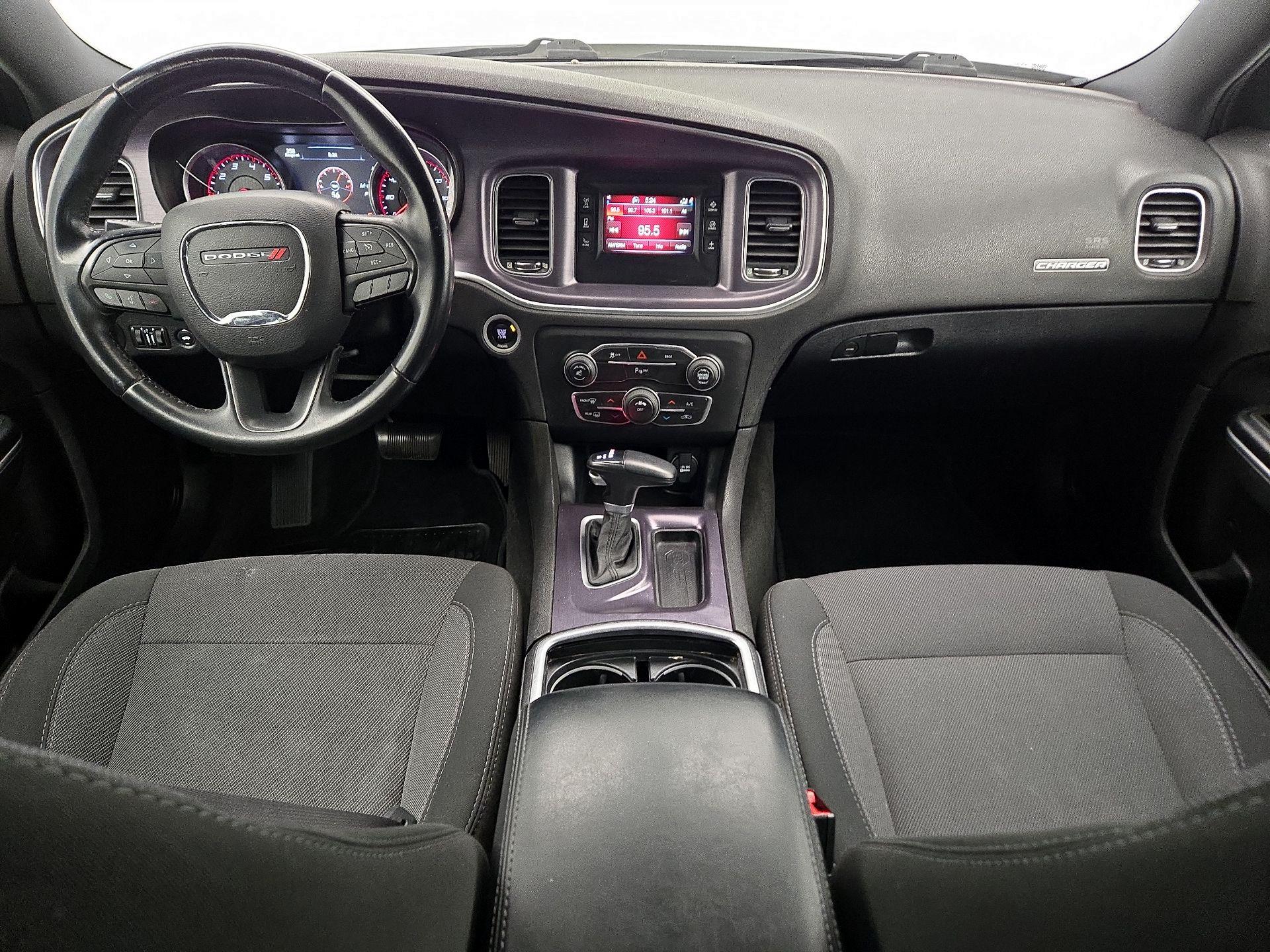 Thumbnail: 2016 Dodge Charger - 9