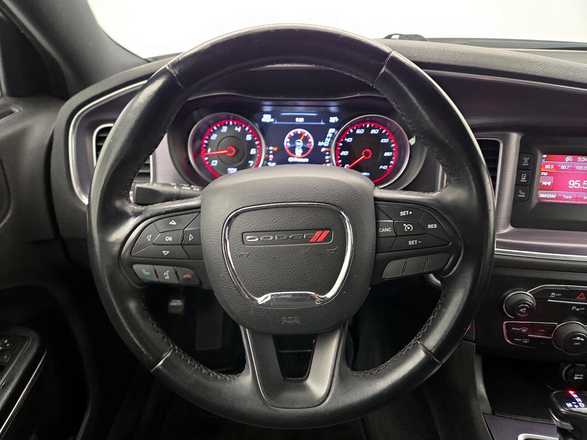 Thumbnail: 2016 Dodge Charger - 10