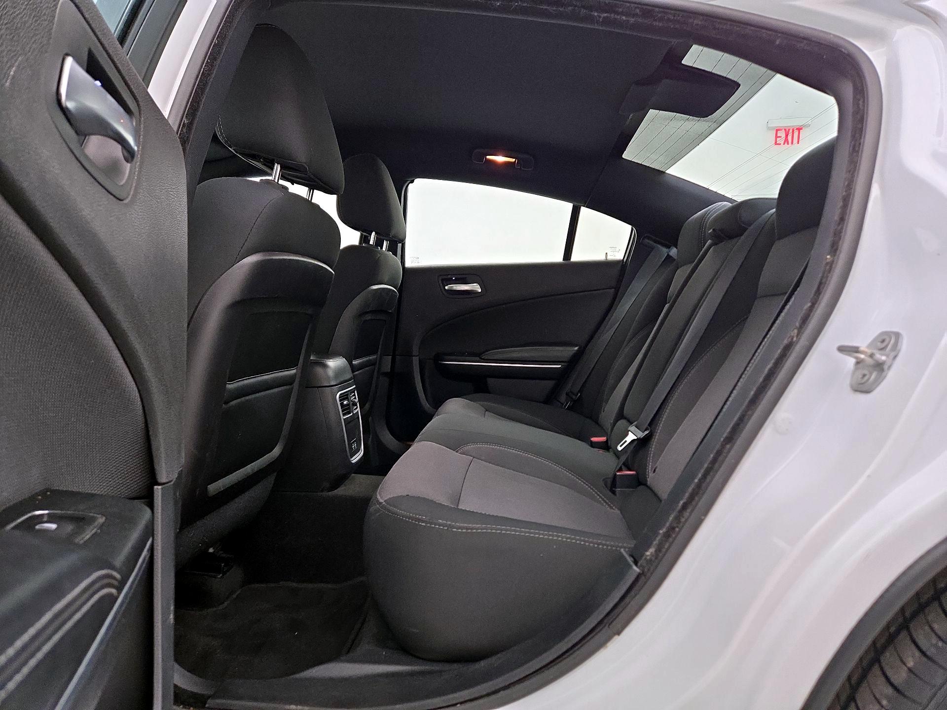 Thumbnail: 2016 Dodge Charger - 18